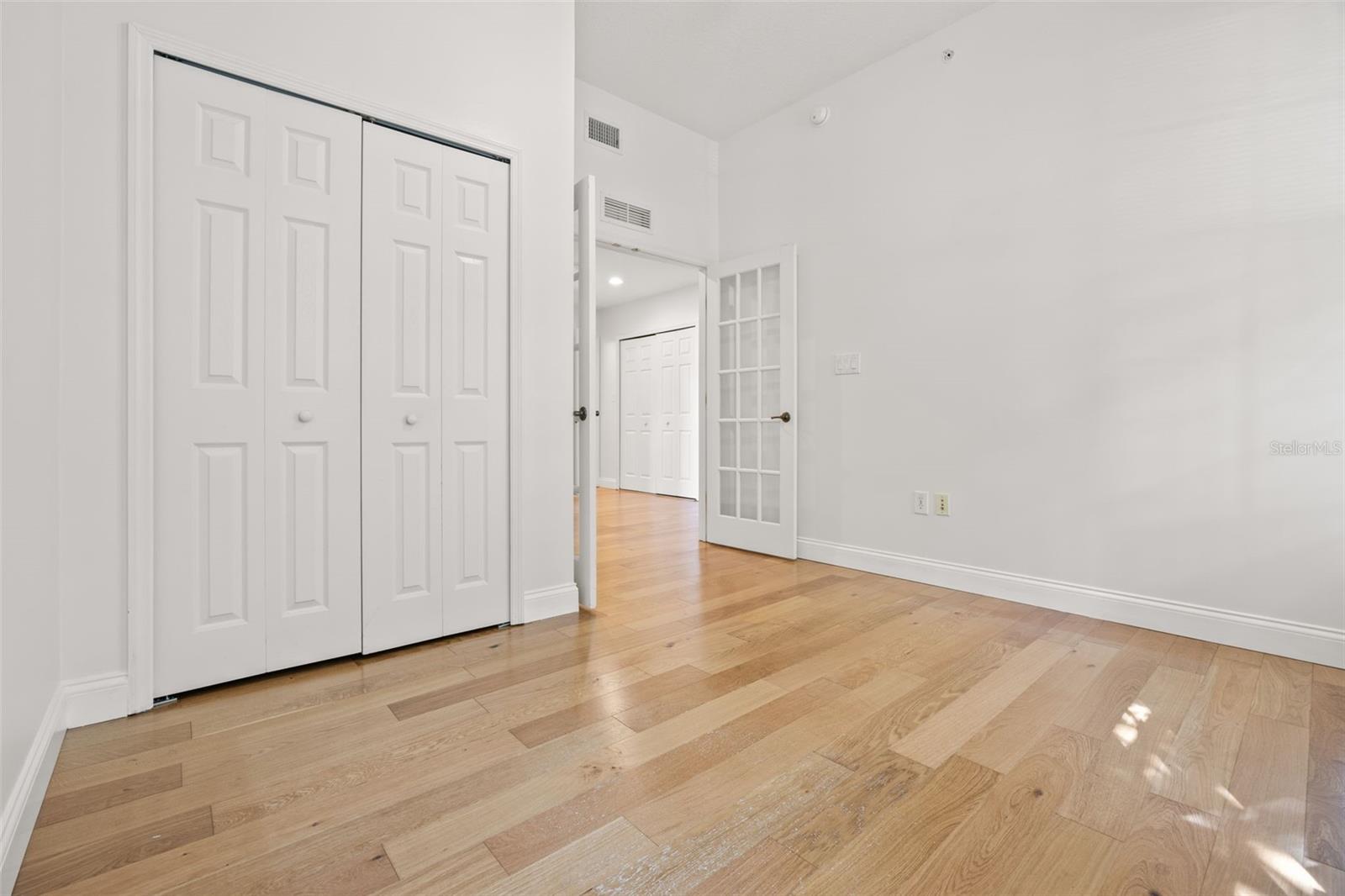 Image 37 of 73 For 844 Blue Sage Street 104