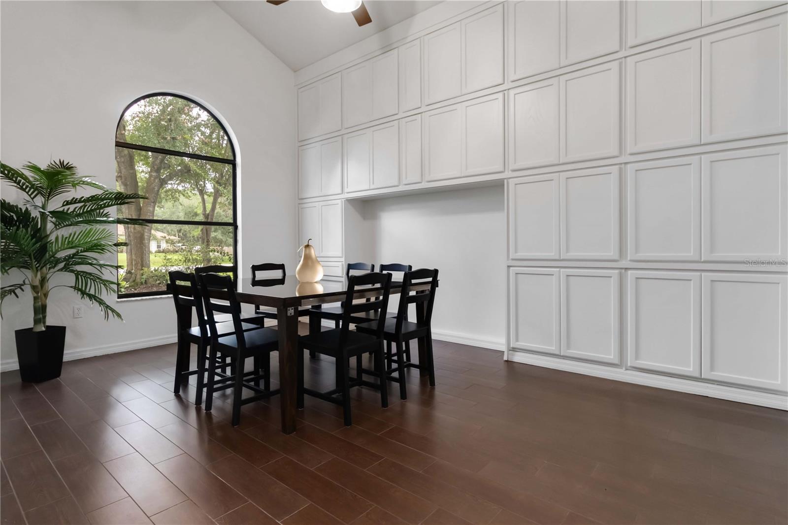 Image 5 of 44 For 6840 Windover Way