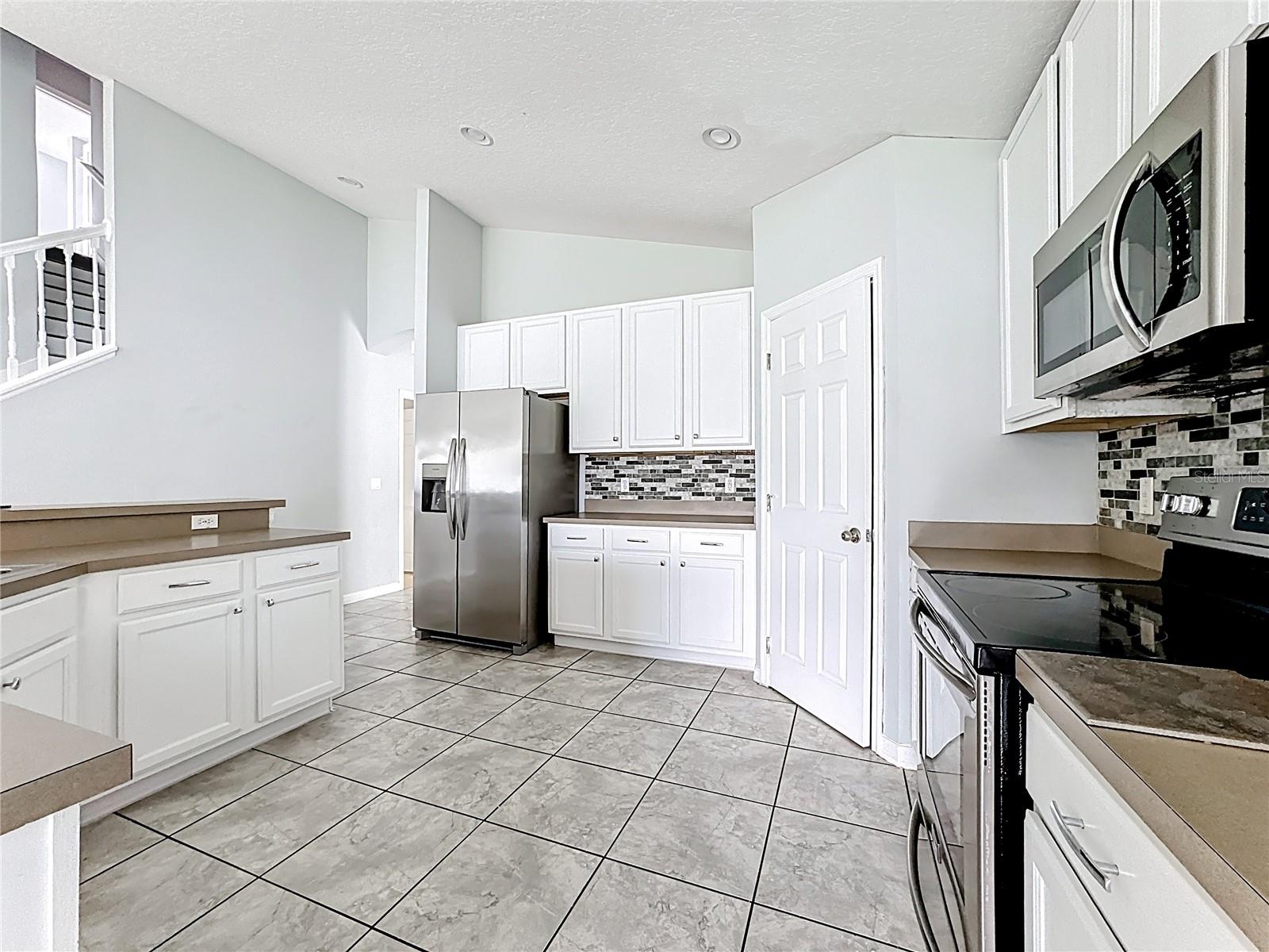 Image 11 of 61 For 2665 Eagle Cliff Drive