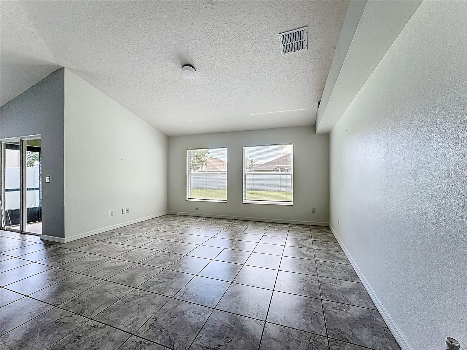 Image 18 of 61 For 2665 Eagle Cliff Drive