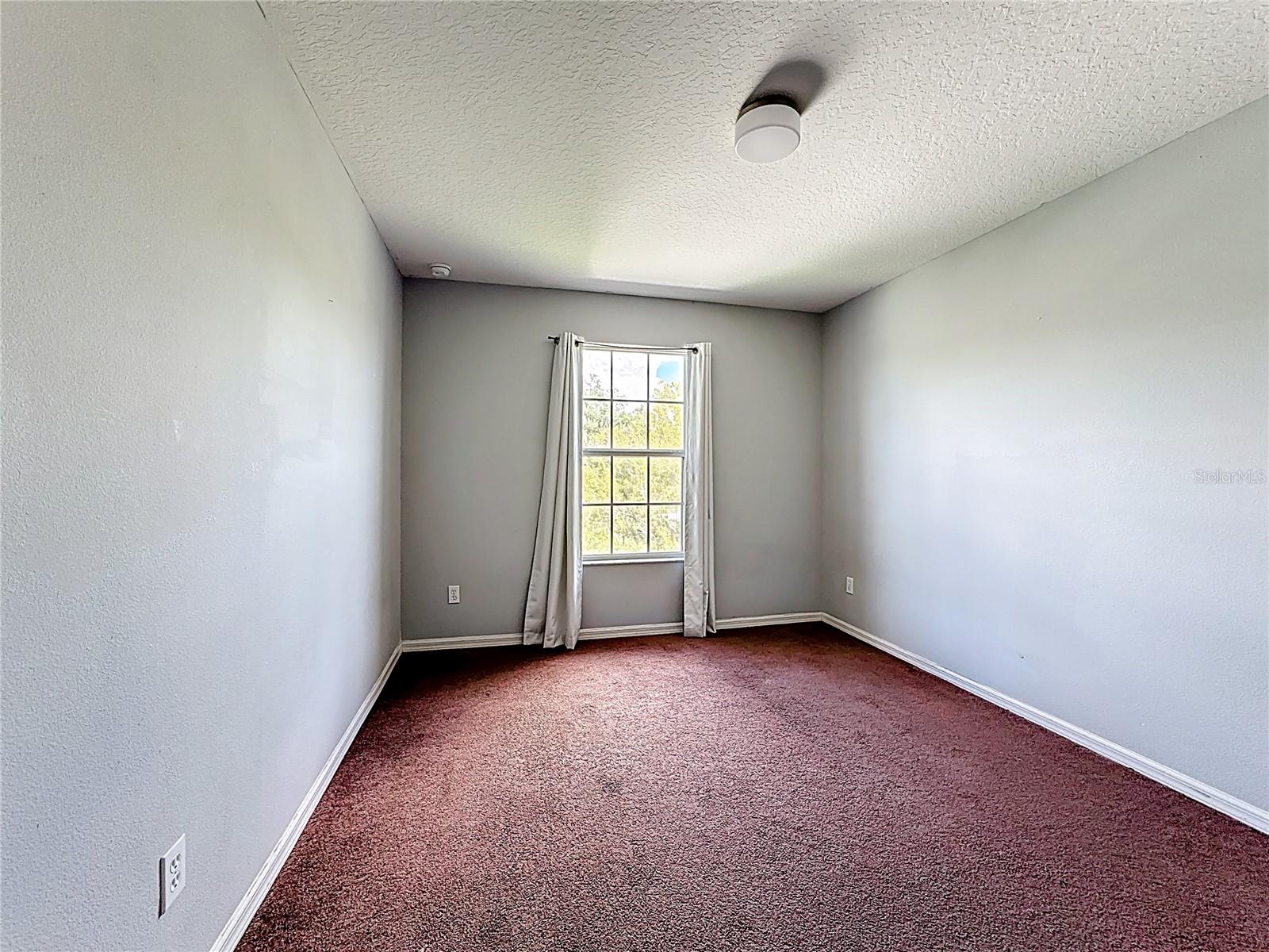 Image 20 of 61 For 2665 Eagle Cliff Drive