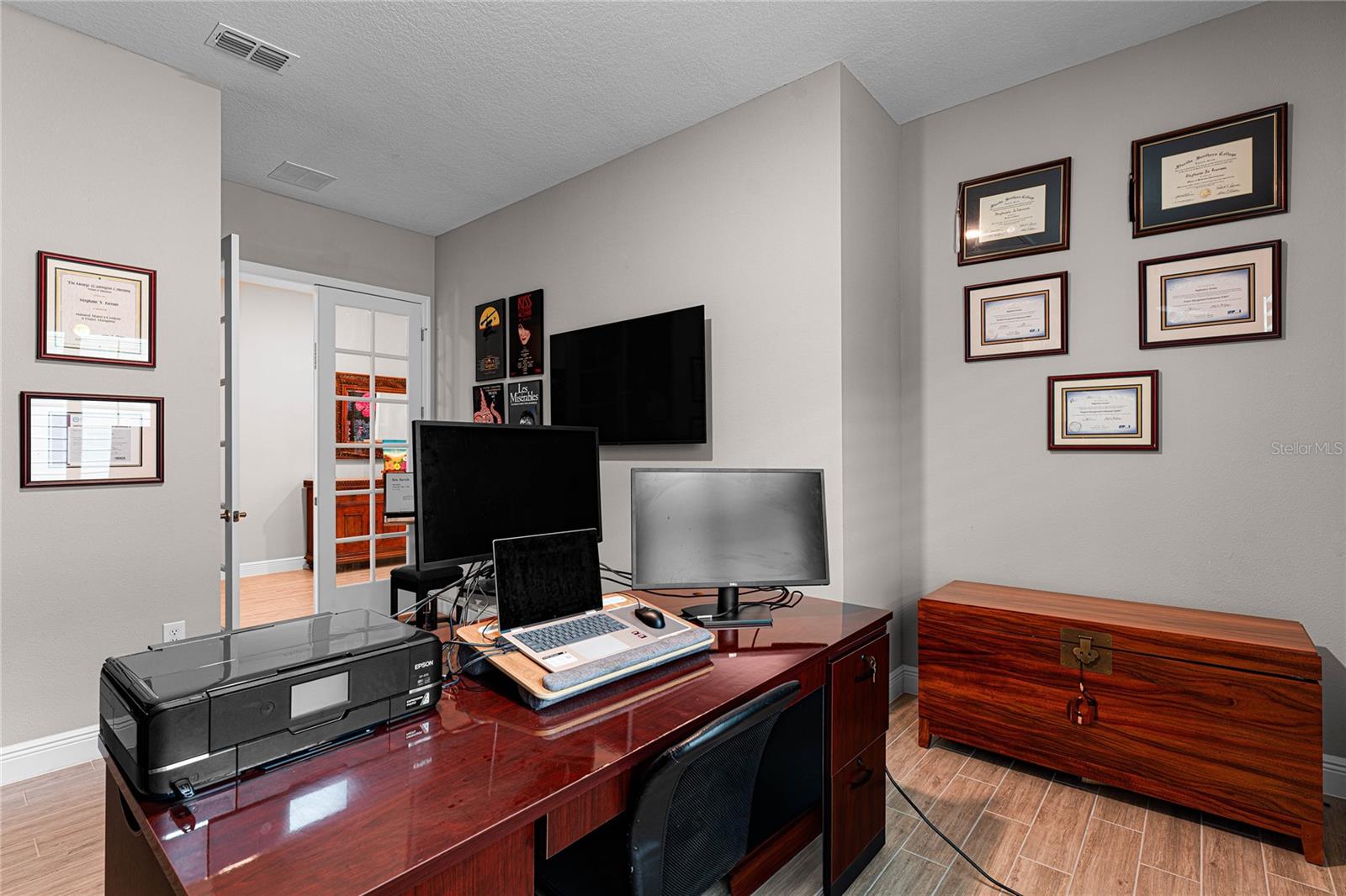 Image 31 of 53 For 18405 Mowry Court