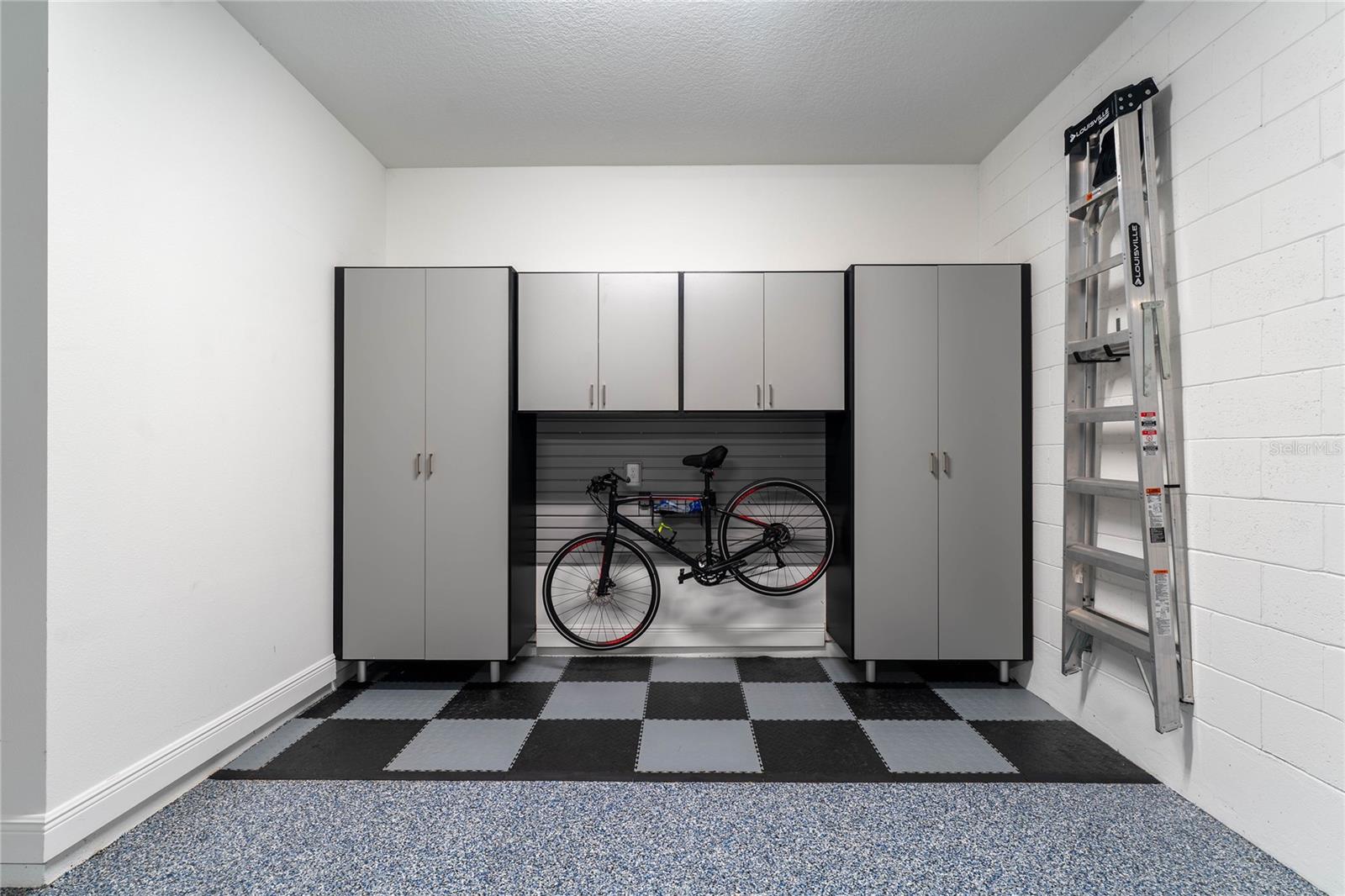 Image 45 of 53 For 18405 Mowry Court