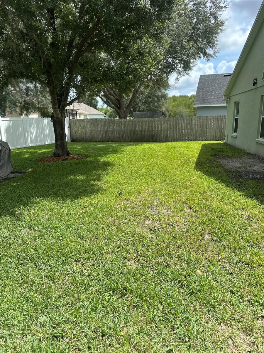Image 51 of 59 For 19603 Glen Elm Way