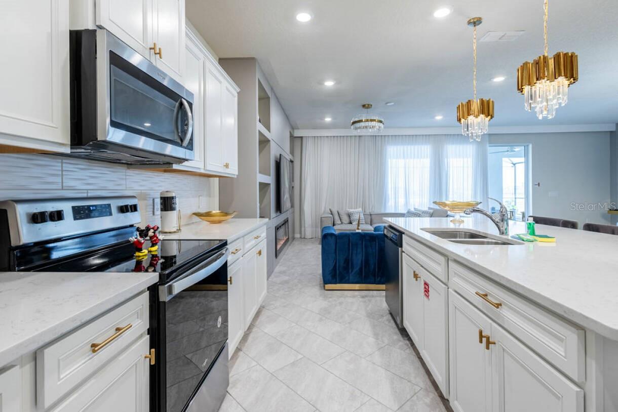 Image 78 of 99 For 2106 Lelani Circle