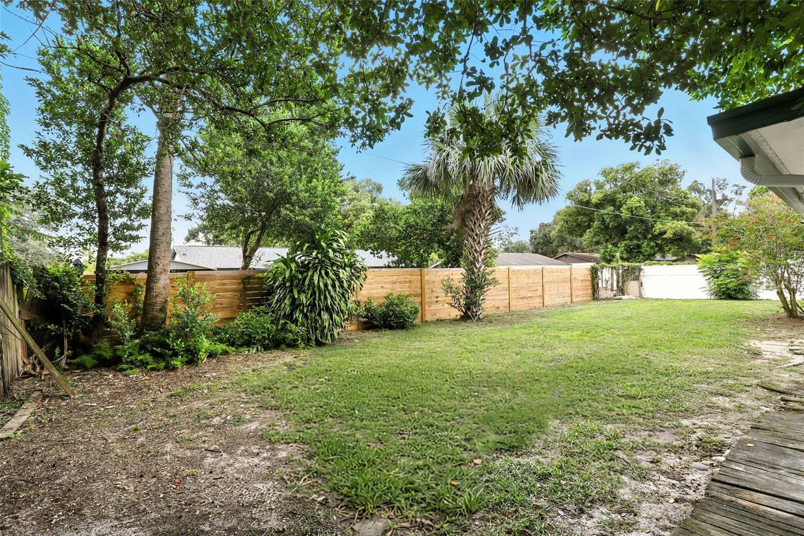 Image 22 of 26 For 216 Tangelo Avenue