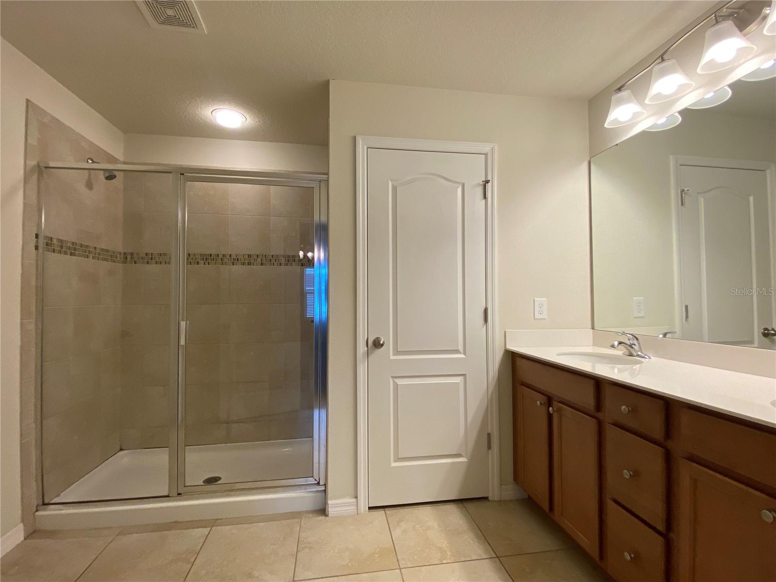 Image 14 of 26 For 7580 Aloma Pines Court