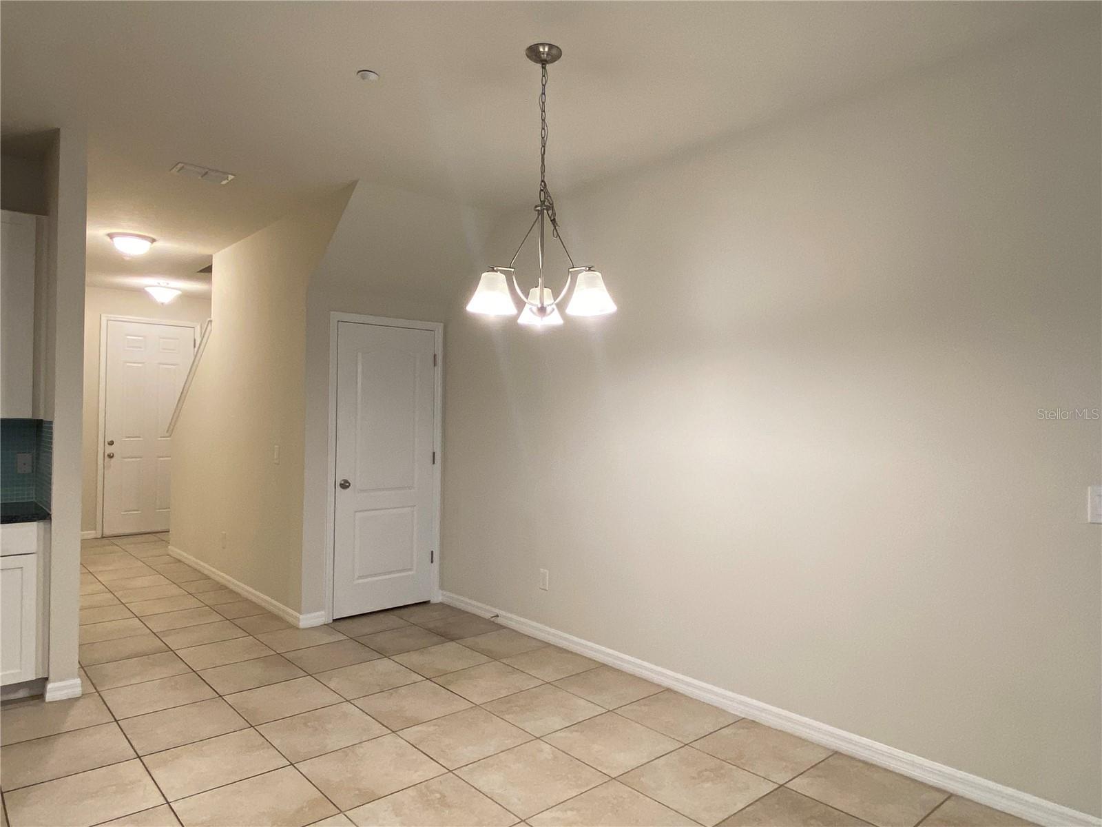 Image 8 of 26 For 7580 Aloma Pines Court