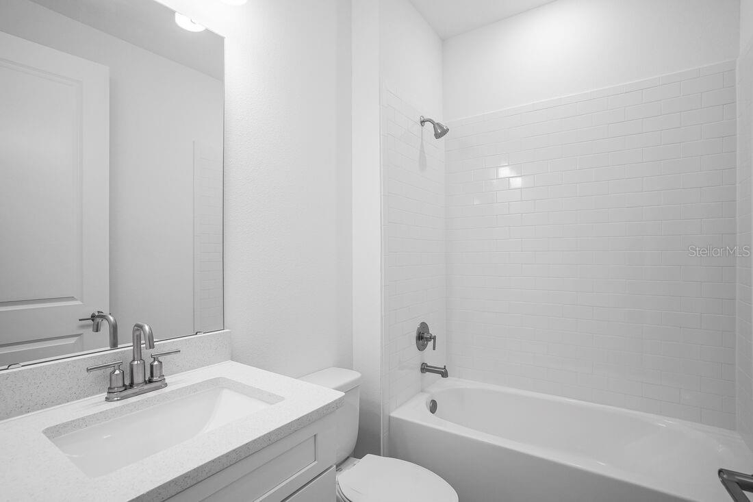 Image 23 of 41 For 888 Arbor Green Trail