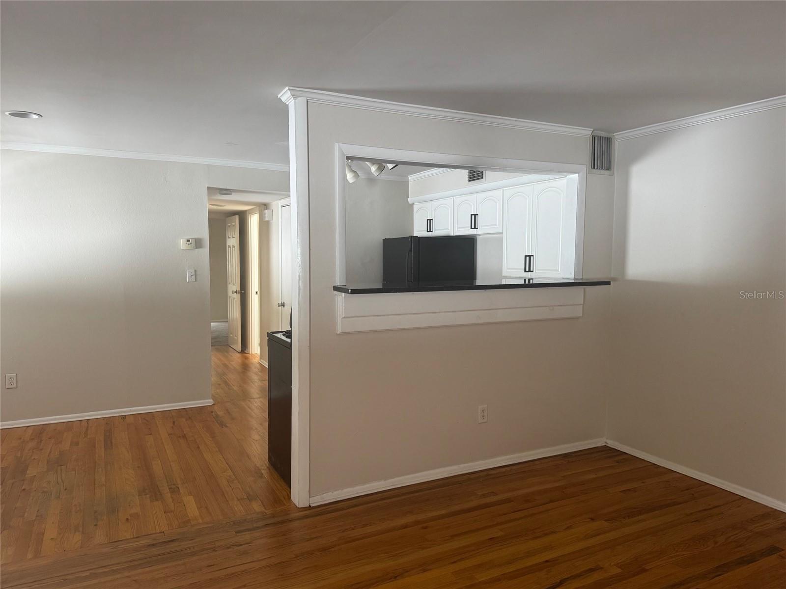 Image 8 of 14 For 616 Palmer Street A