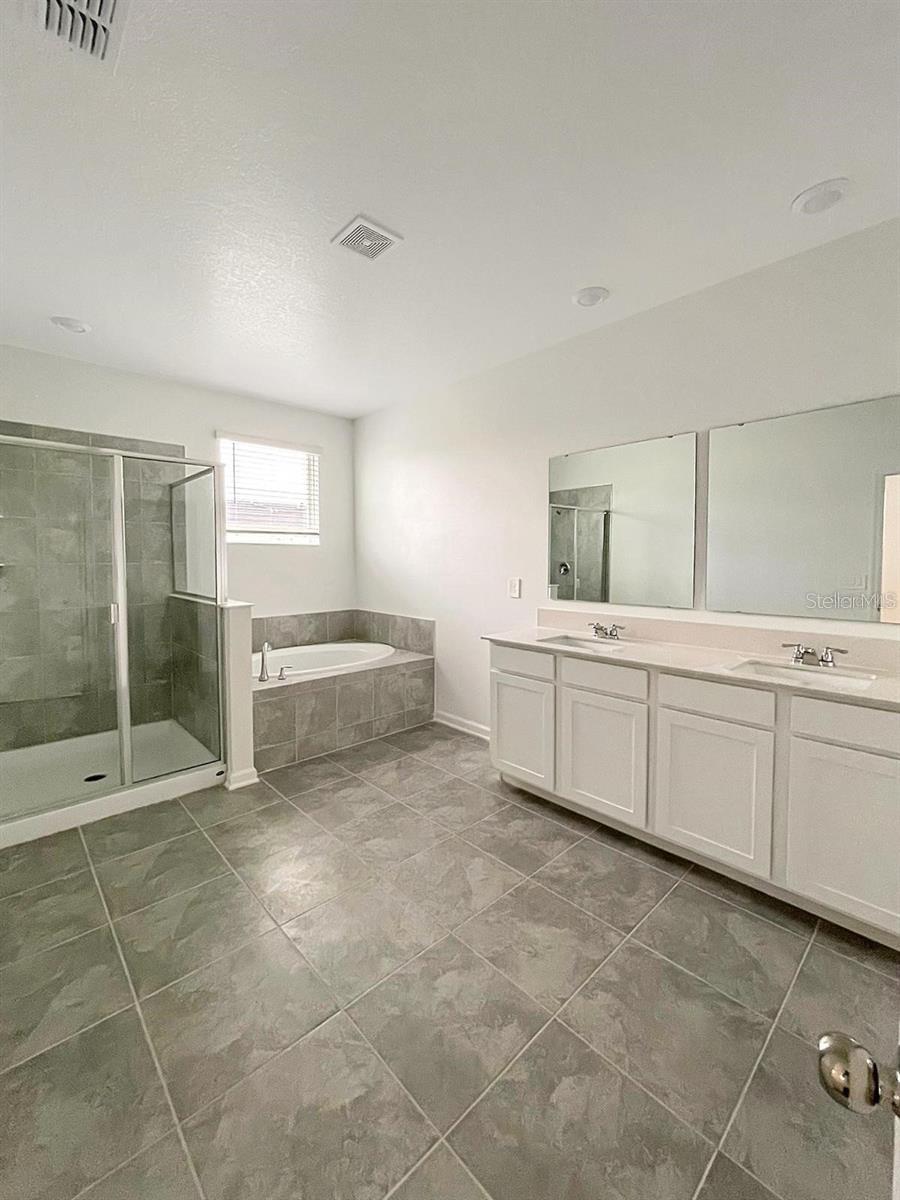 Image 13 of 22 For 218 Nine Iron Drive