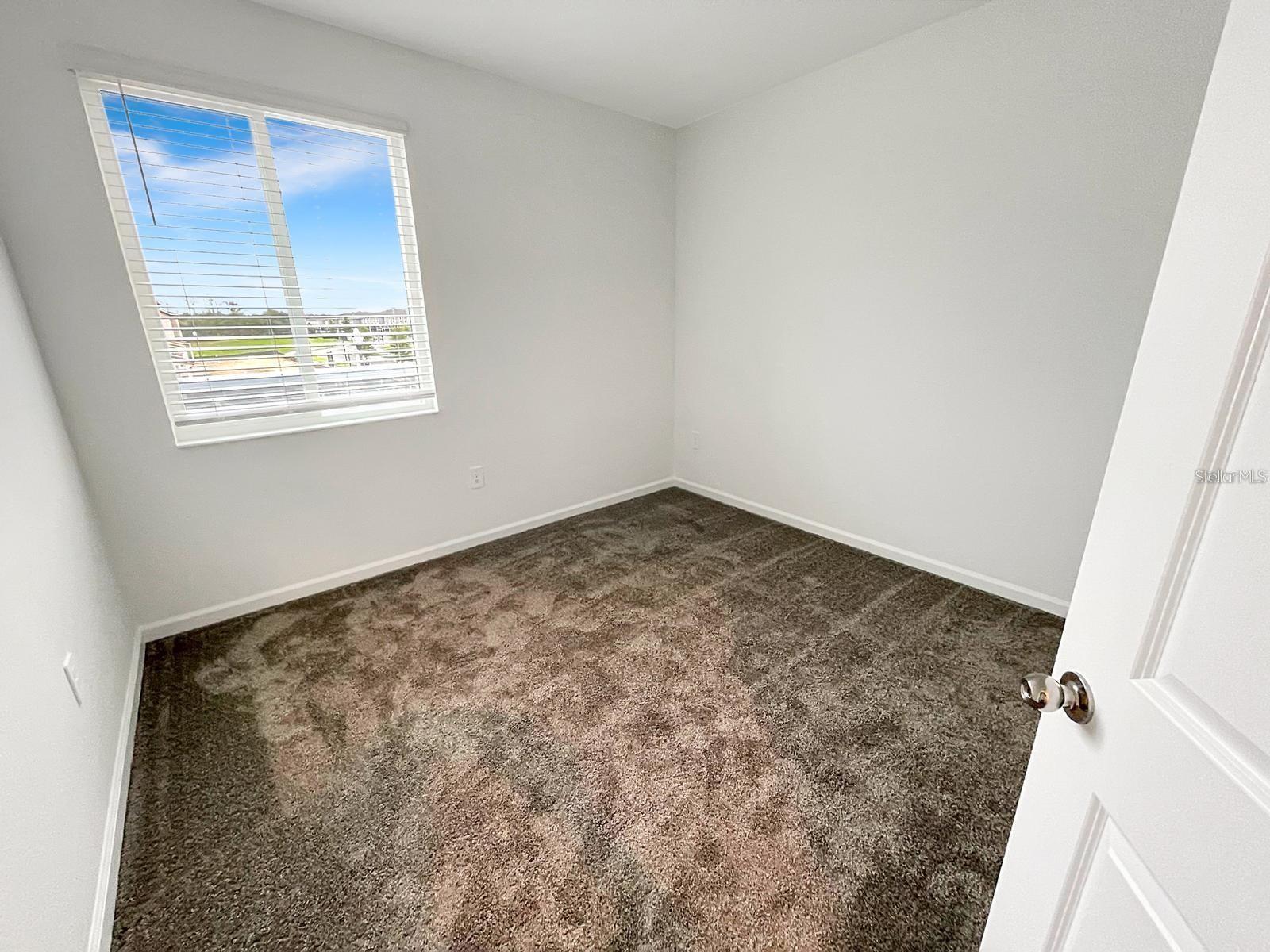 Image 15 of 22 For 218 Nine Iron Drive