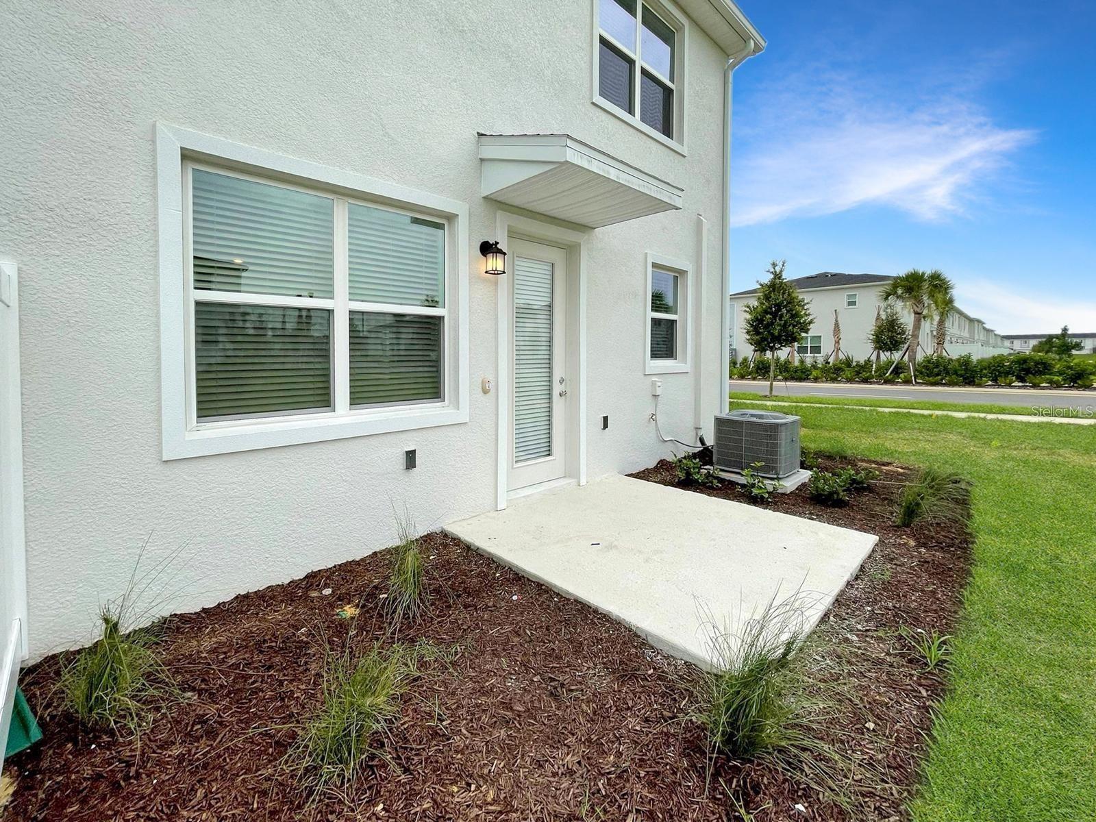 Image 5 of 22 For 218 Nine Iron Drive