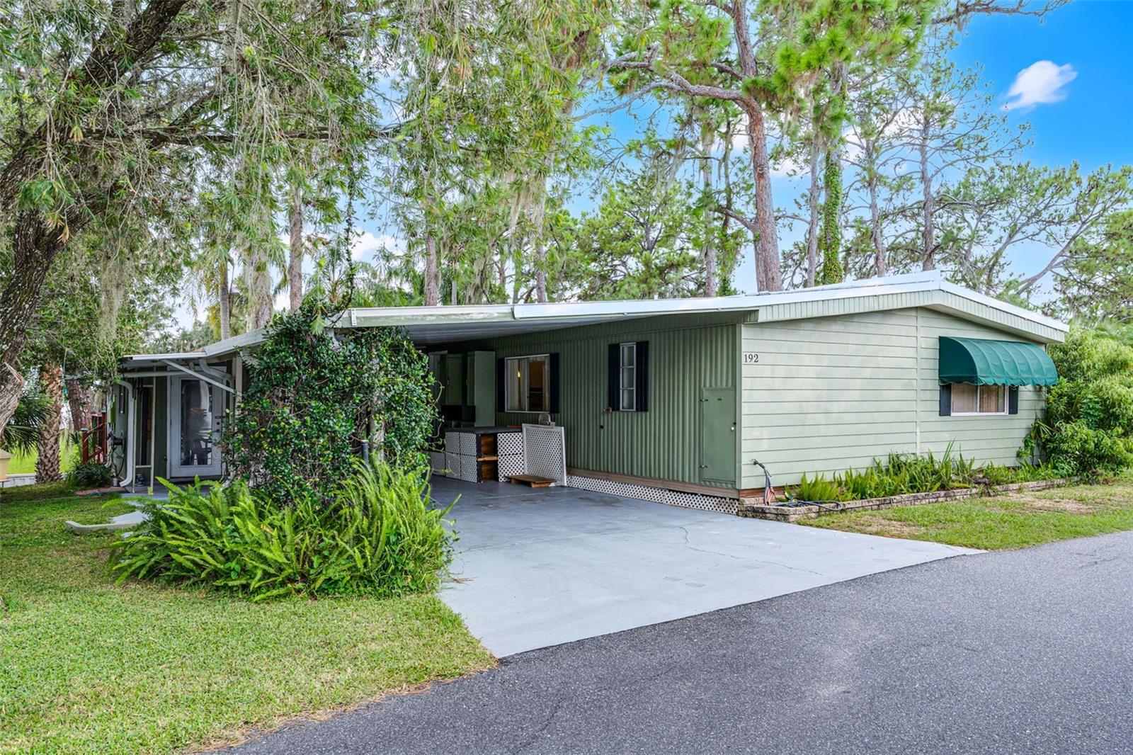 Image 3 of 50 For 192 Palm Meadows Drive