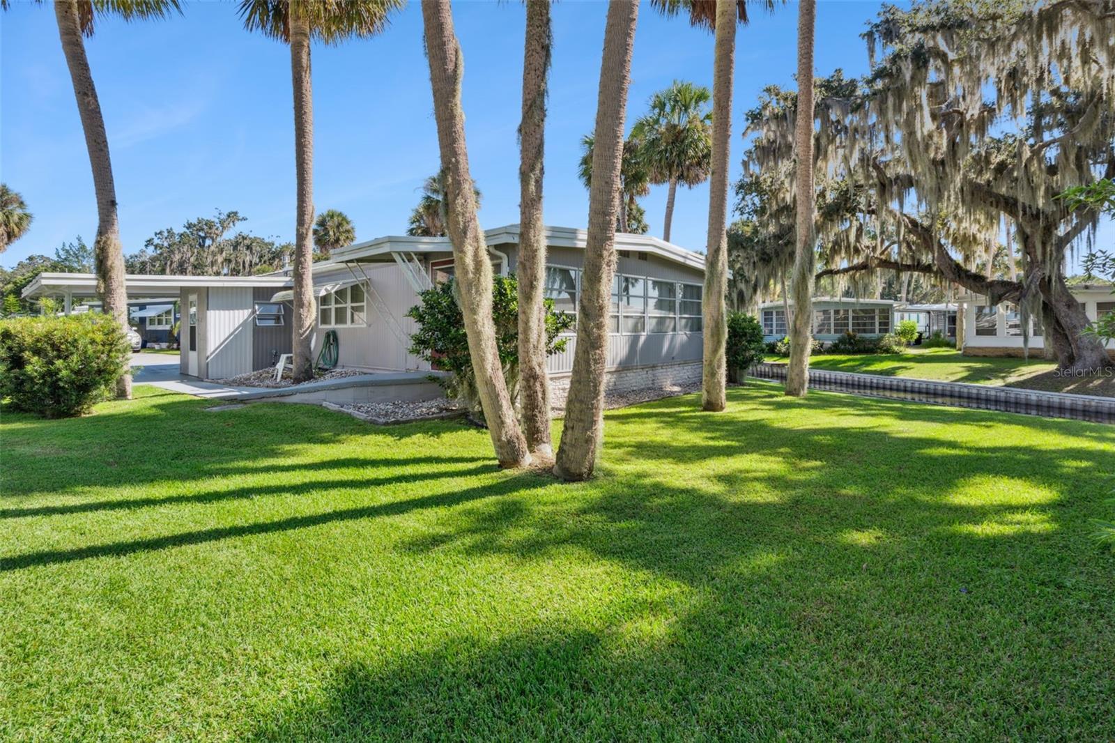 Image 35 of 50 For 52 Sabal Palm Circle