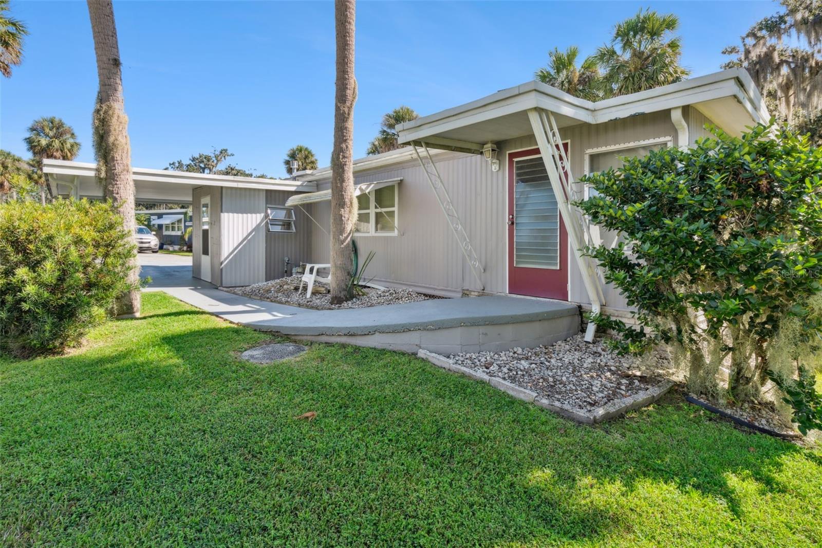 Image 36 of 50 For 52 Sabal Palm Circle