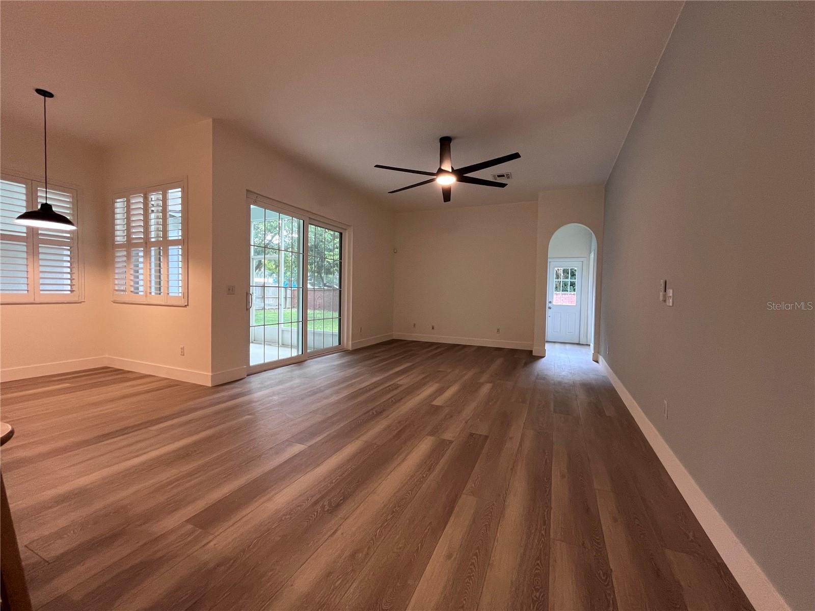 Image 7 of 28 For 4531 Seafarer Way