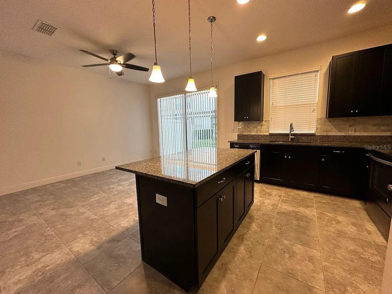 Image 6 of 23 For 13975 Arclid Street