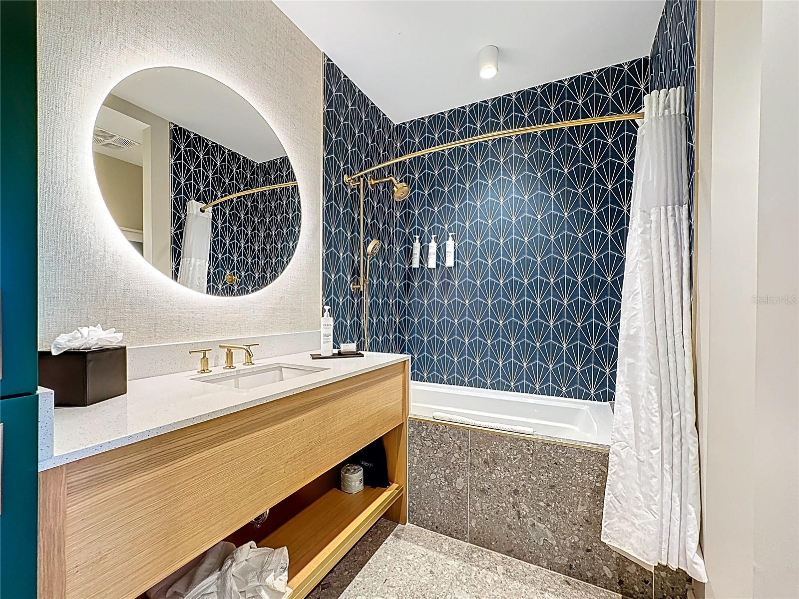 Image 35 of 57 For 8061 Vacation Avenue 108