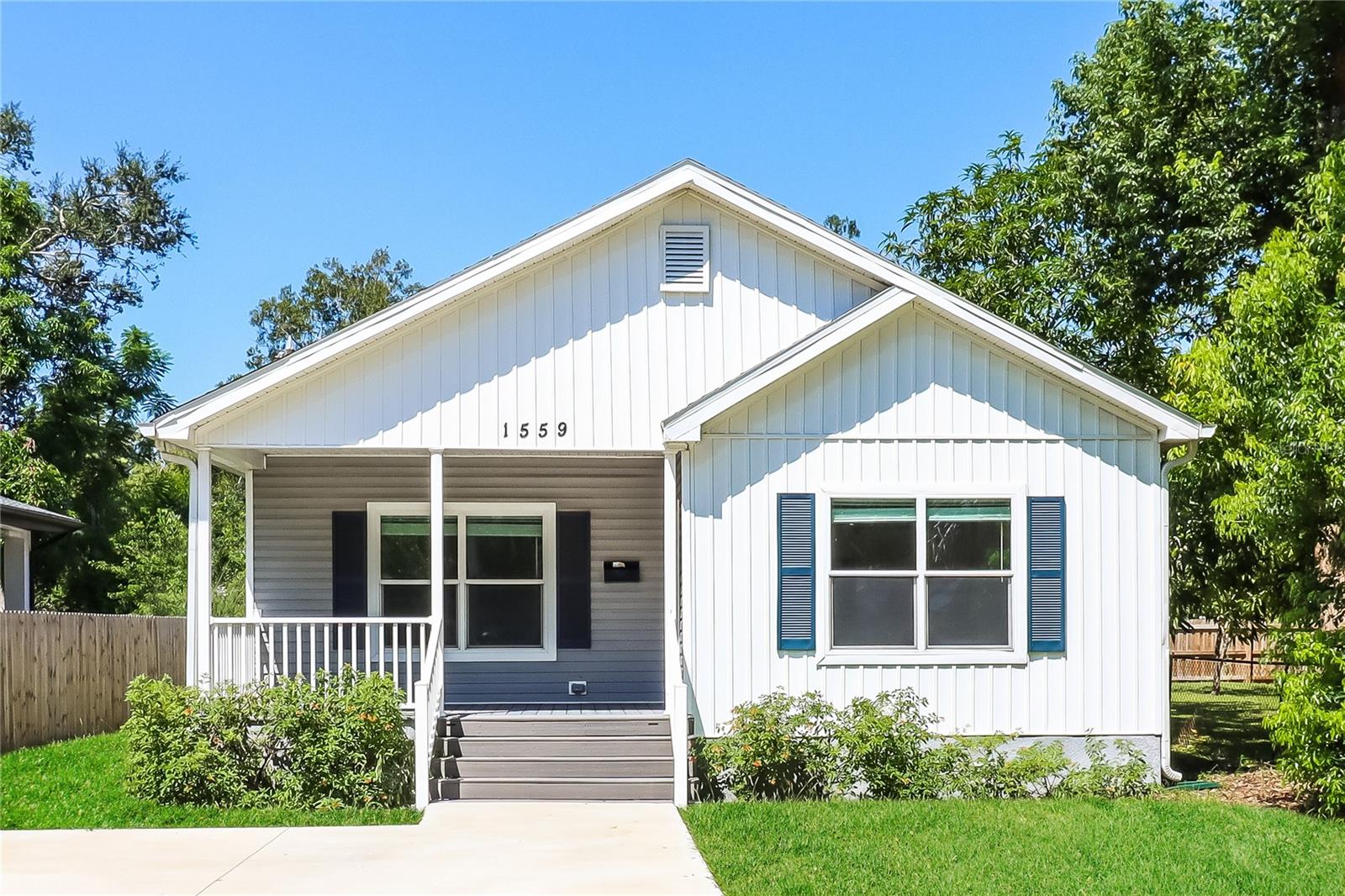 Details for 1559 13th Street S, ST PETERSBURG, FL 33705