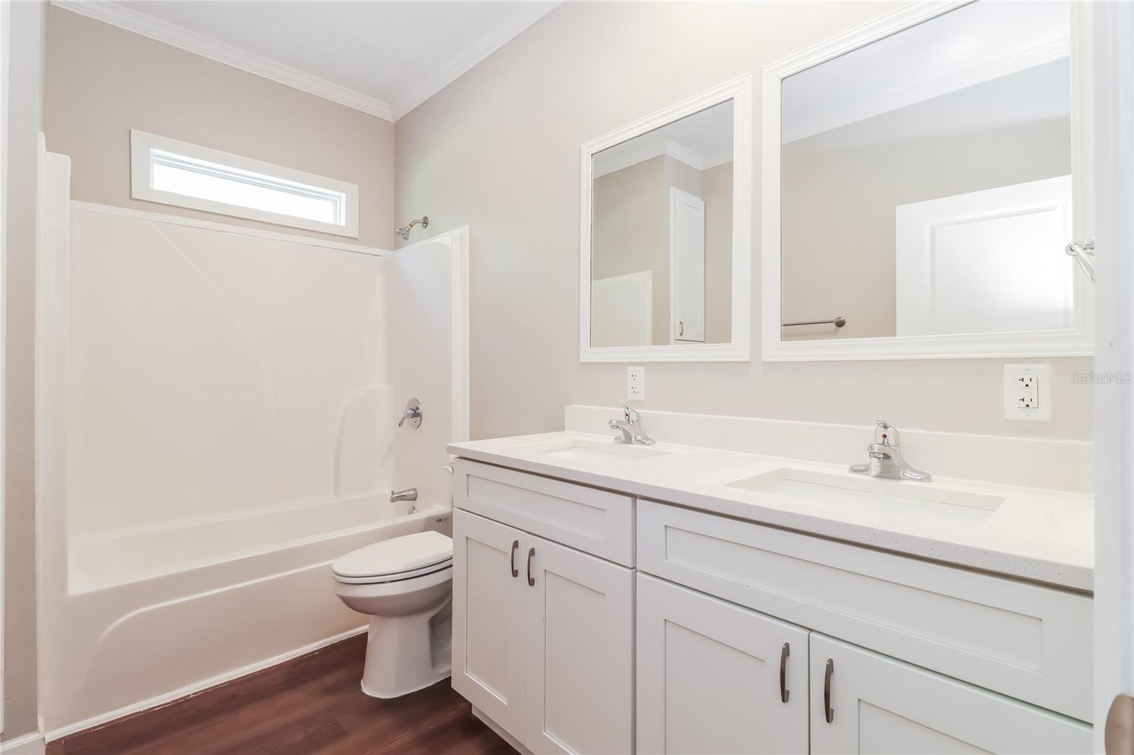 Image 14 of 16 For 1559 13th Street S