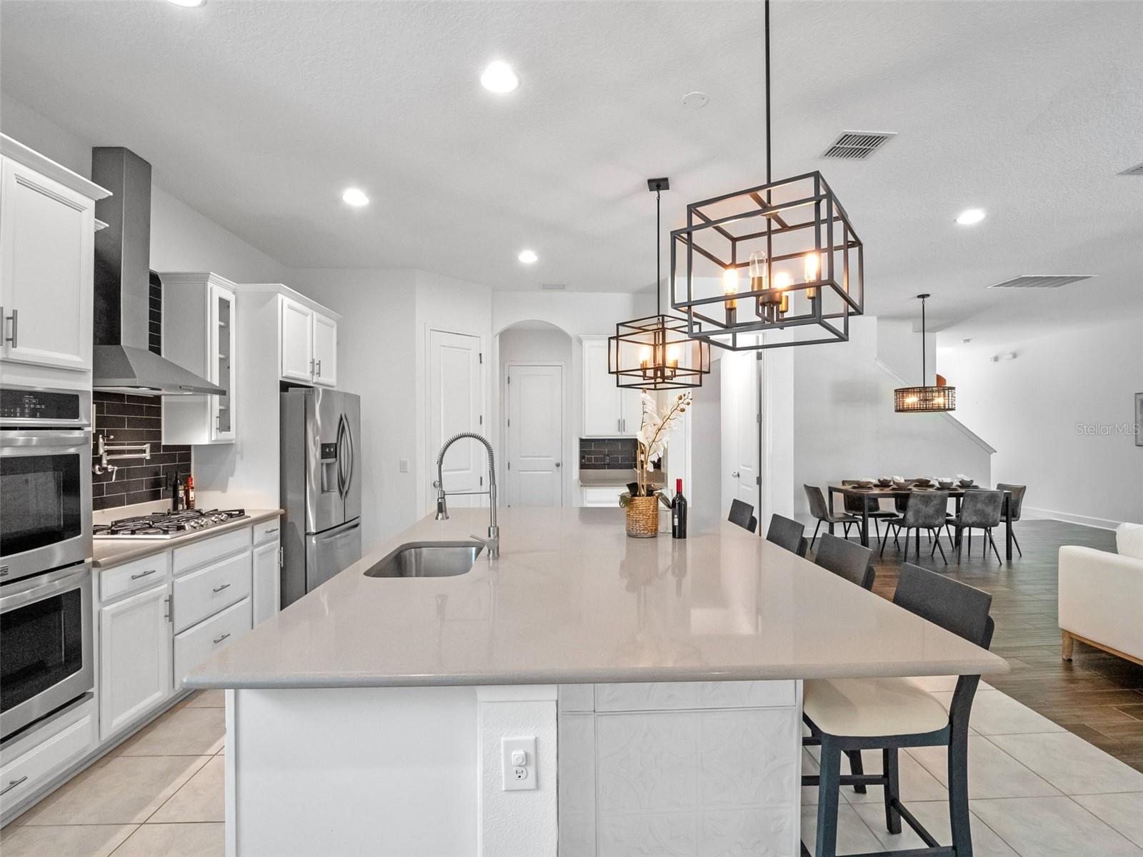 Image 13 of 51 For 7519 Mandarin Grove Way