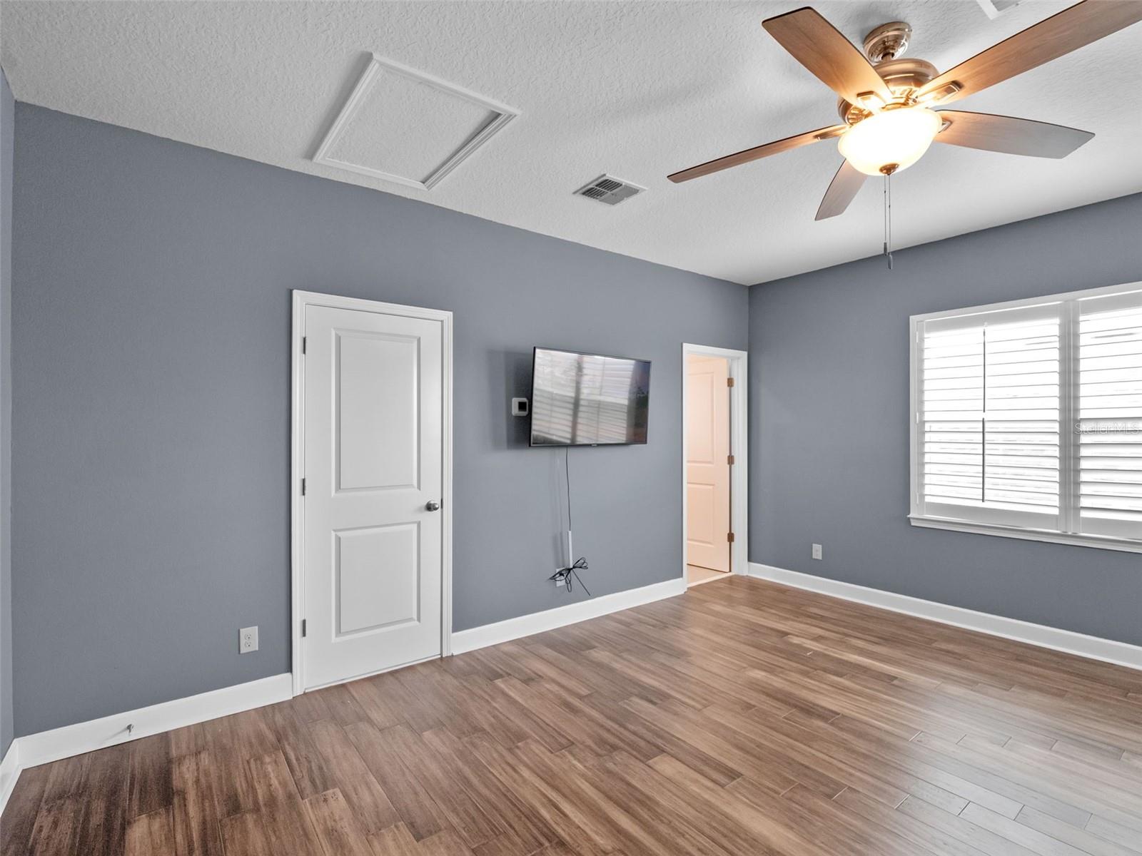 Image 40 of 51 For 7519 Mandarin Grove Way
