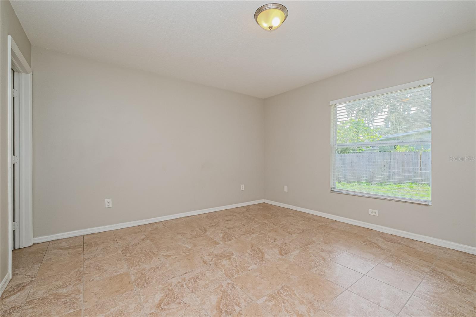 Image 7 of 16 For 2627 Chelsea Street