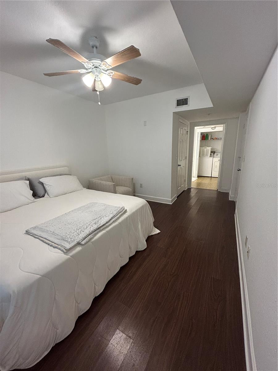 Image 10 of 27 For 304 South Street 4027