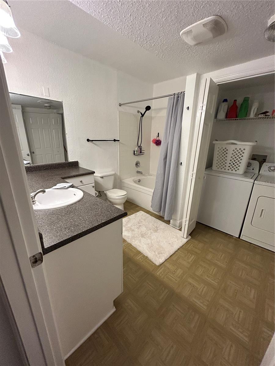 Image 12 of 27 For 304 South Street 4027