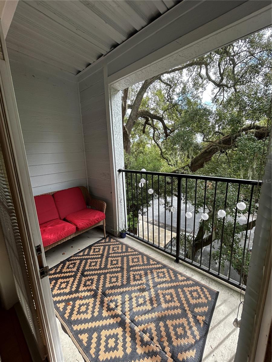 Image 16 of 27 For 304 South Street 4027