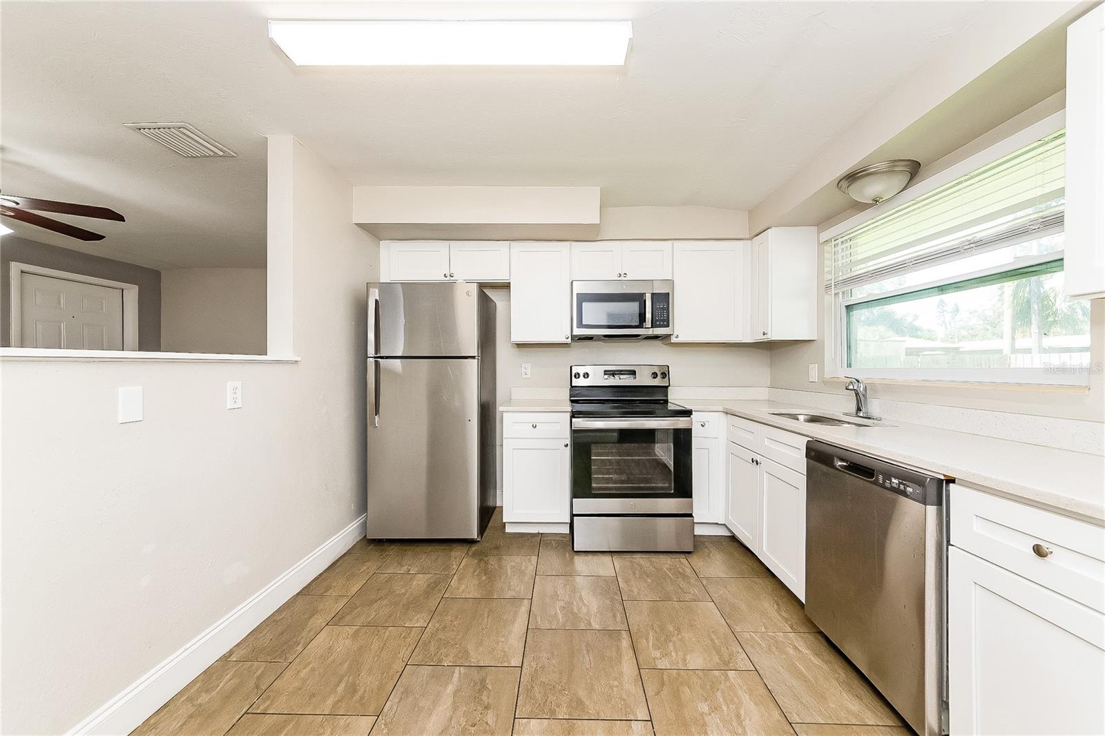 Image 7 of 16 For 5820 21st Street W