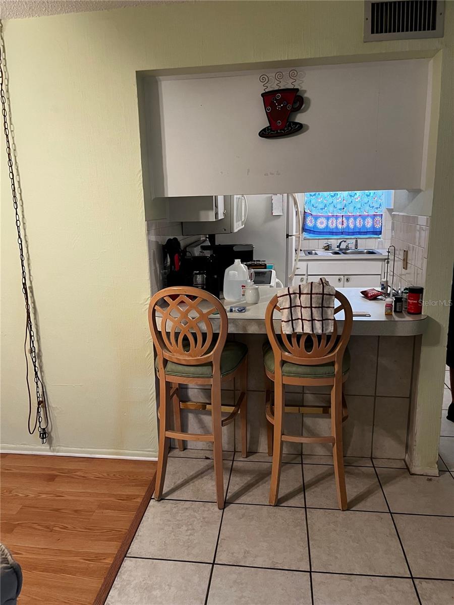Image 9 of 13 For 1250 Pinellas Avenue 506