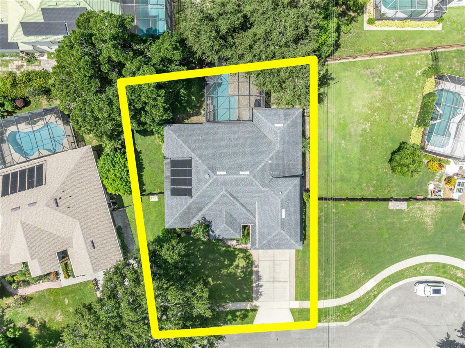 Image 35 of 43 For 10439 Pointview Court