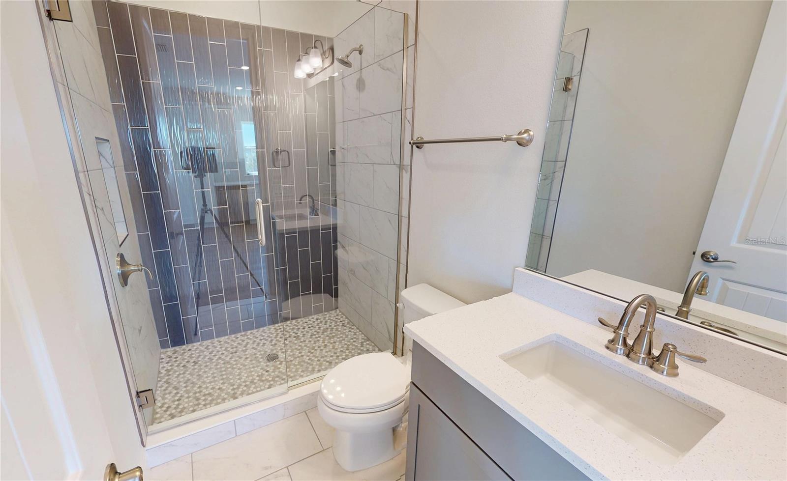 Image 29 of 39 For 10052 Peebles Street