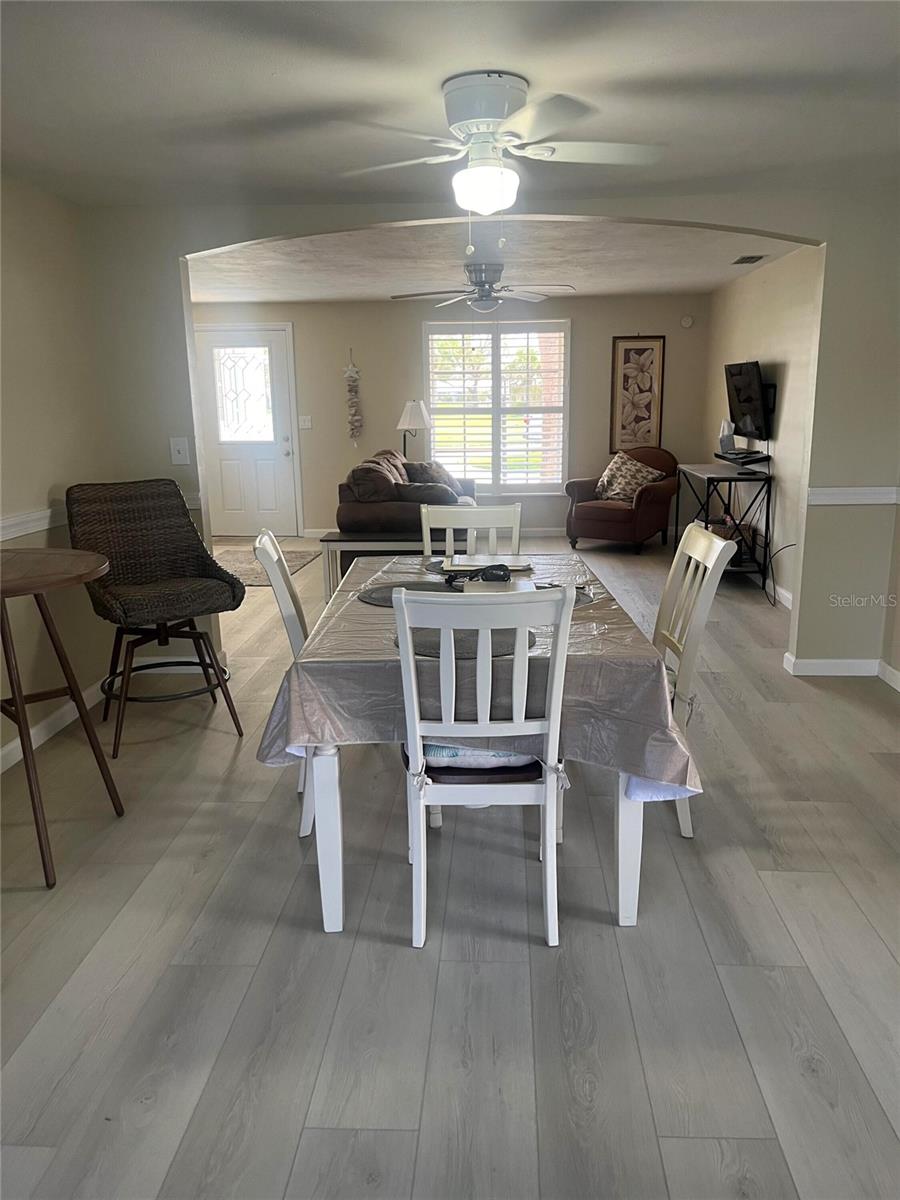 Image 9 of 16 For 24 Oakwood Drive N 24