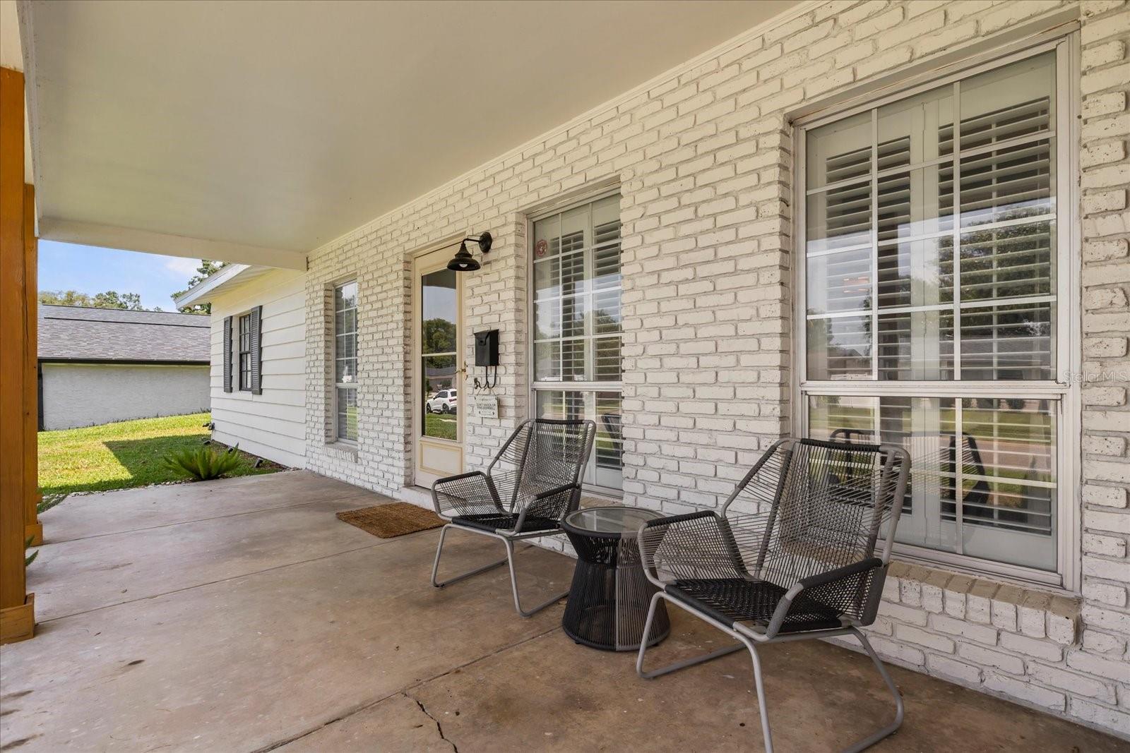 Image 6 of 37 For 611 Bryan Court