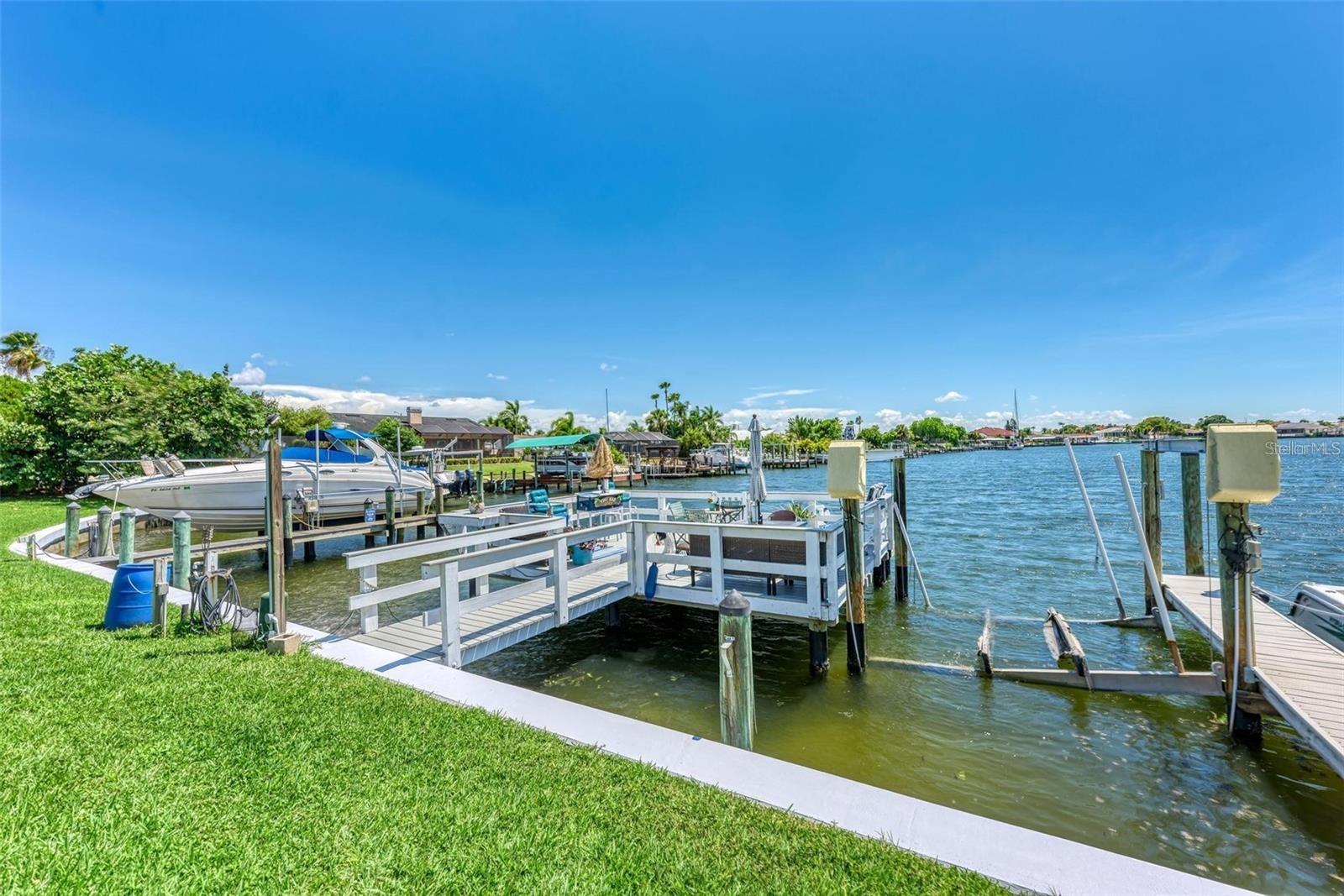 Image 18 of 25 For 1008 Apollo Beach Boulevard 210