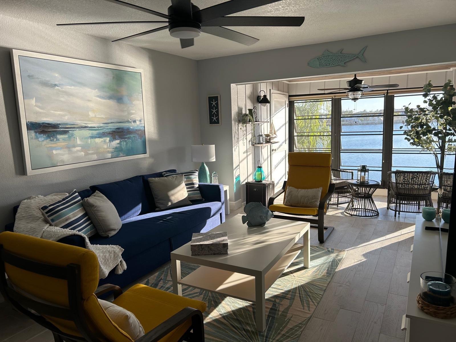 Image 6 of 25 For 1008 Apollo Beach Boulevard 210