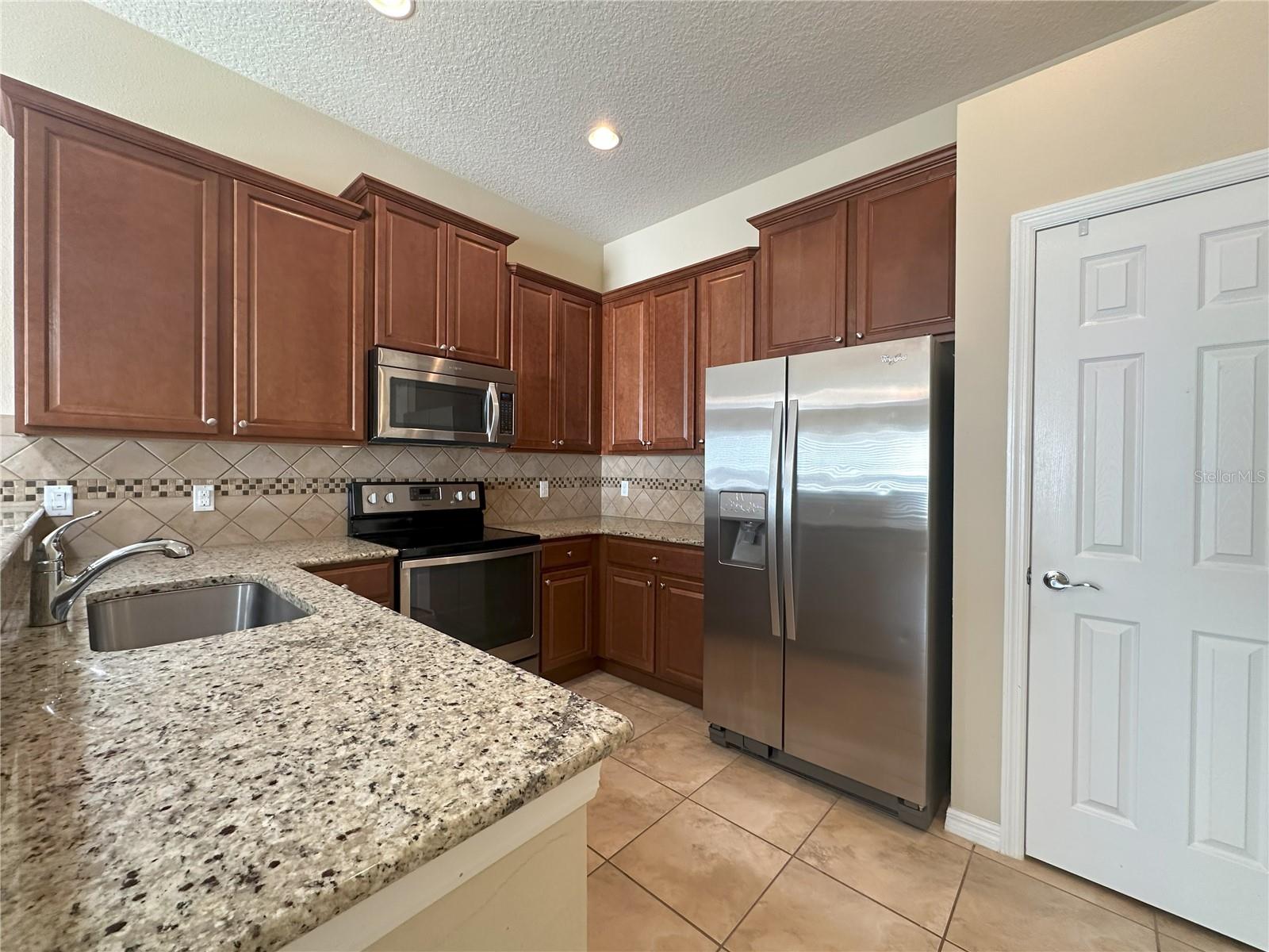 Image 15 of 40 For 12108 Tripletail Lane