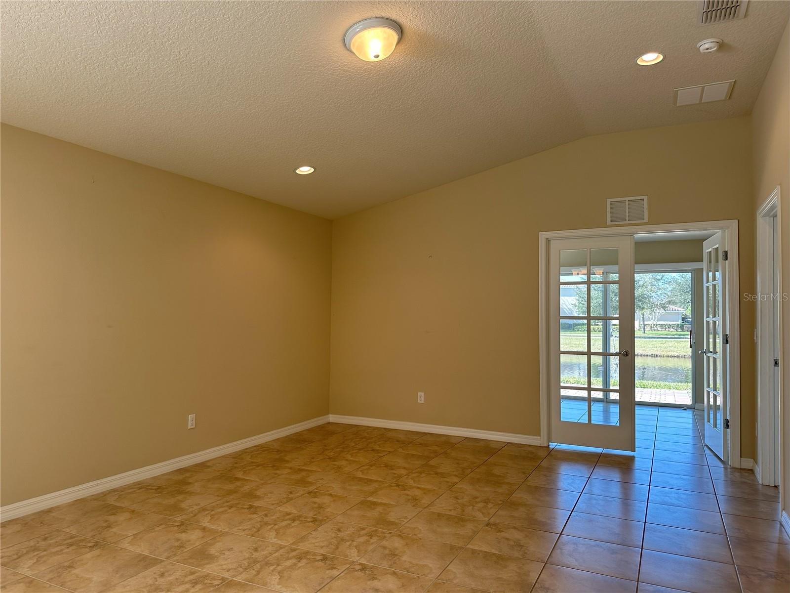 Image 17 of 40 For 12108 Tripletail Lane