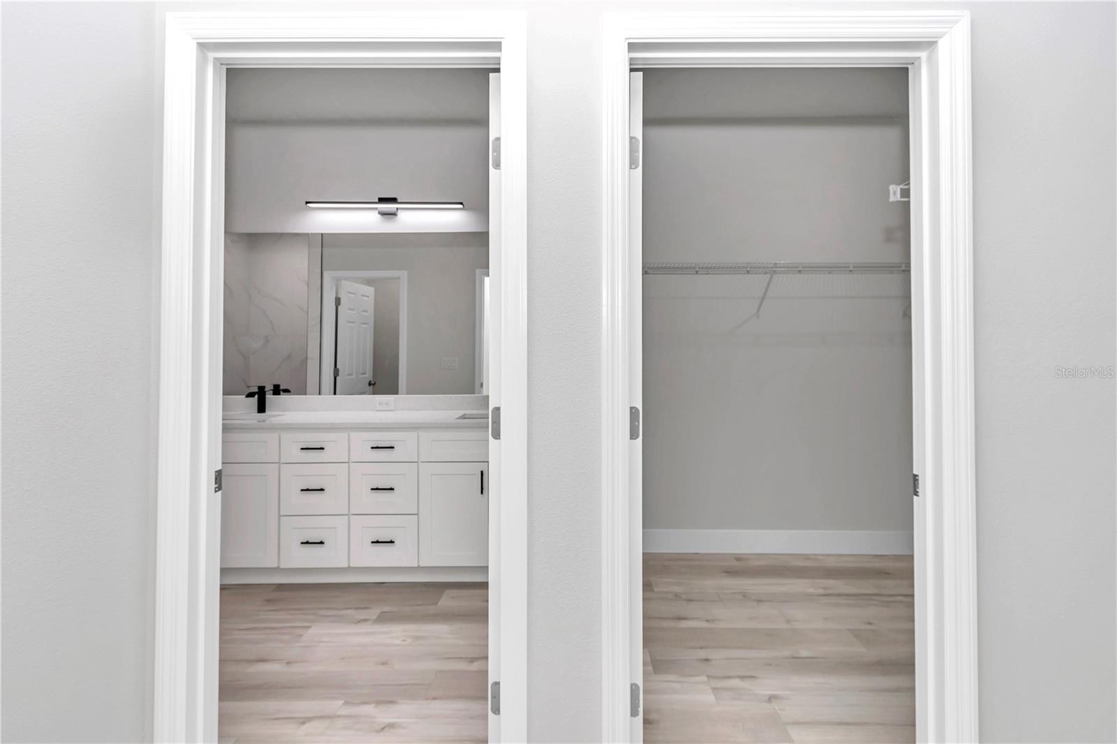 Listing photo id 18 for 10932 Frantz Avenue