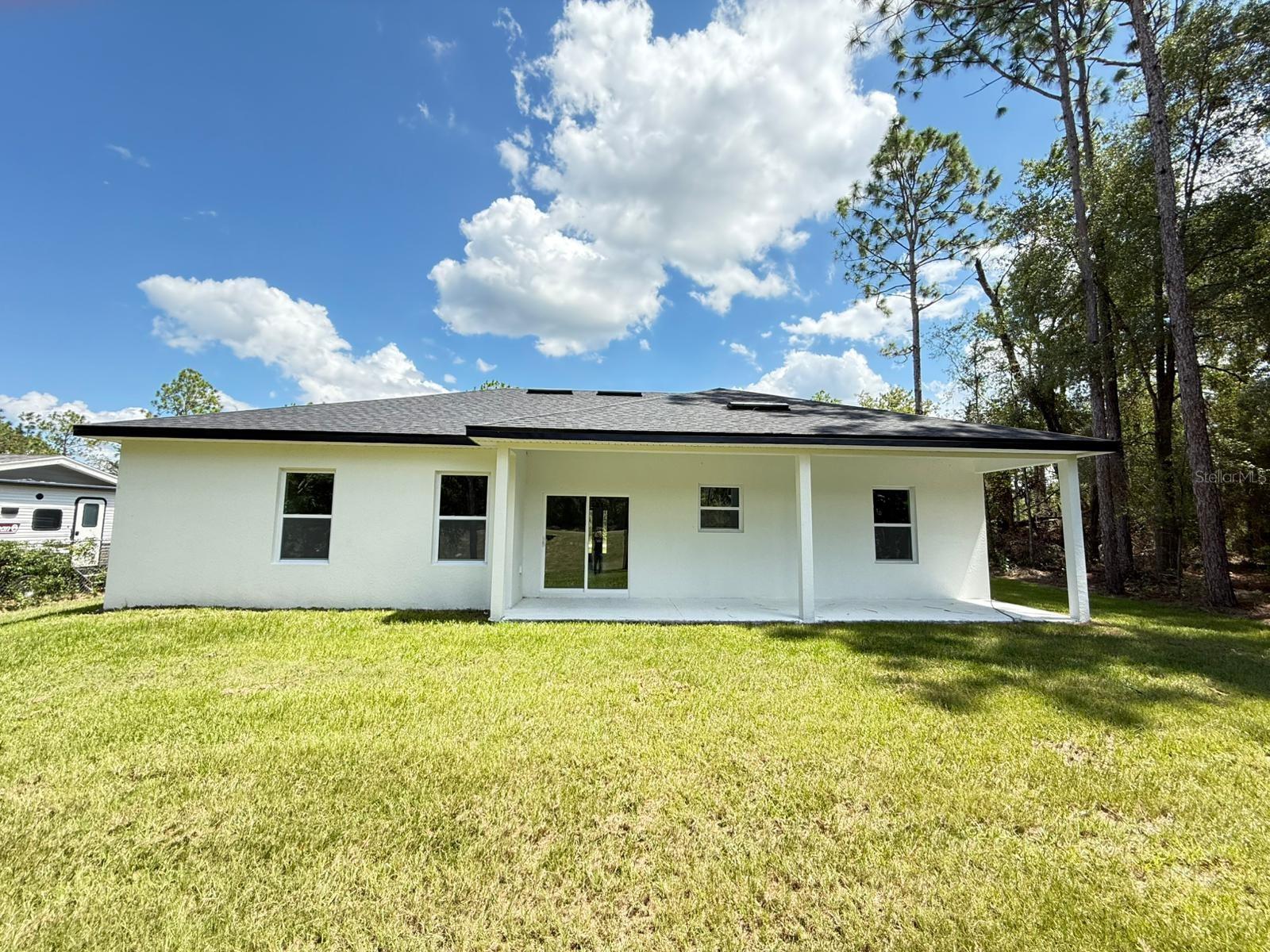 Listing photo id 27 for 10932 Frantz Avenue