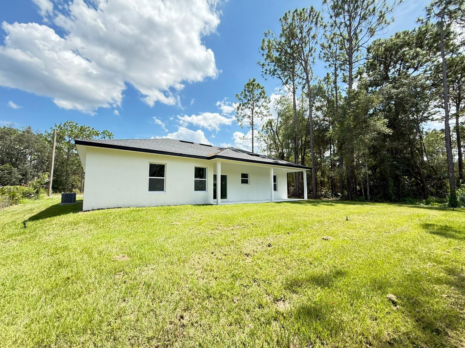 Listing photo id 28 for 10932 Frantz Avenue