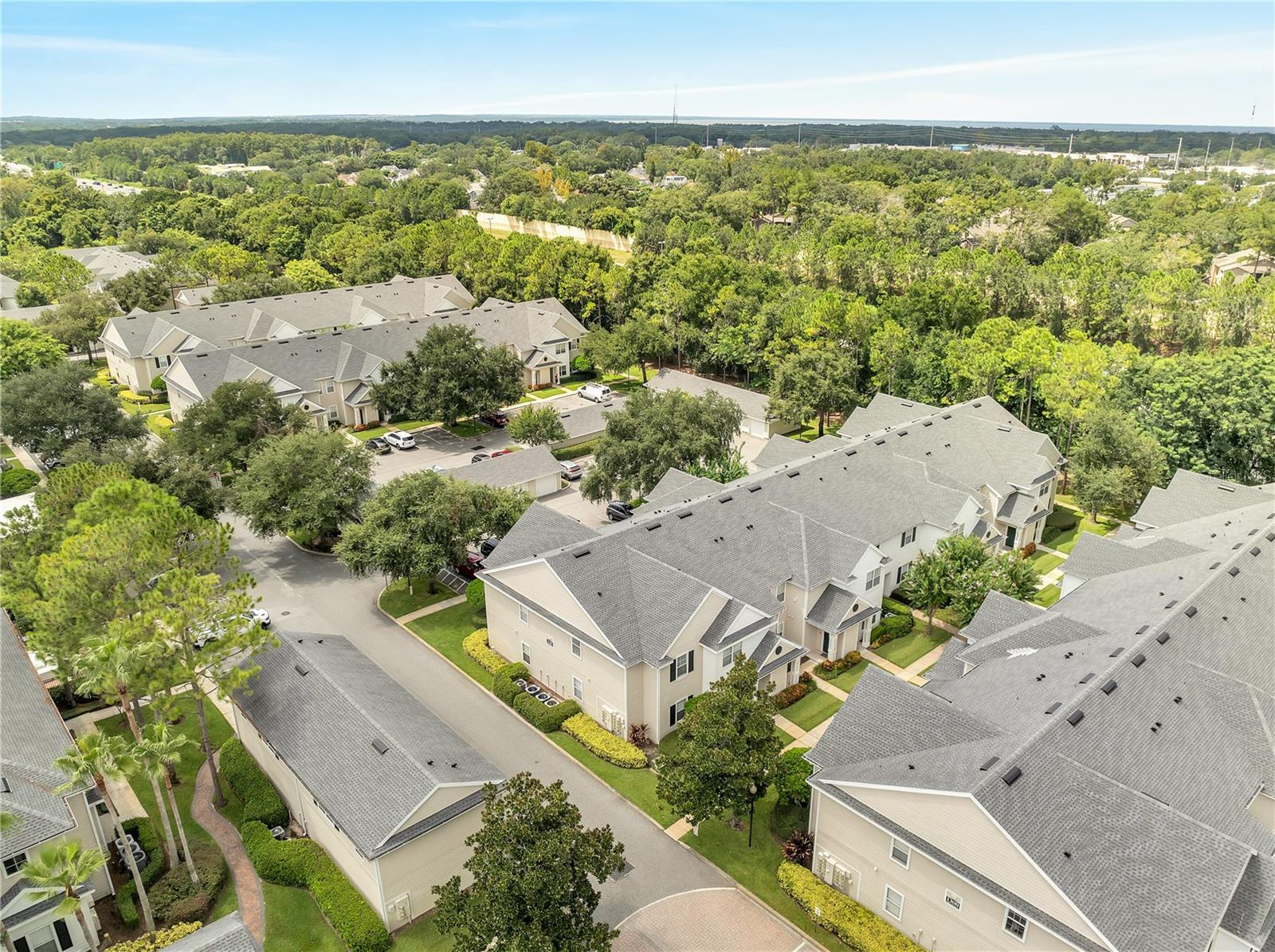 Image 10 of 43 For 130 Southern Pecan Circle 108