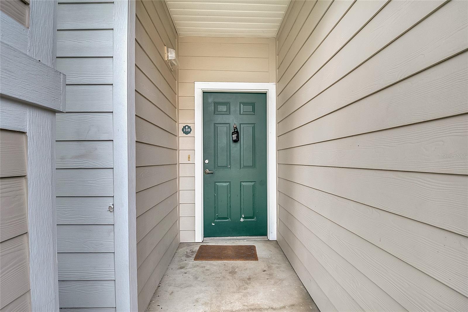 Image 18 of 43 For 130 Southern Pecan Circle 108