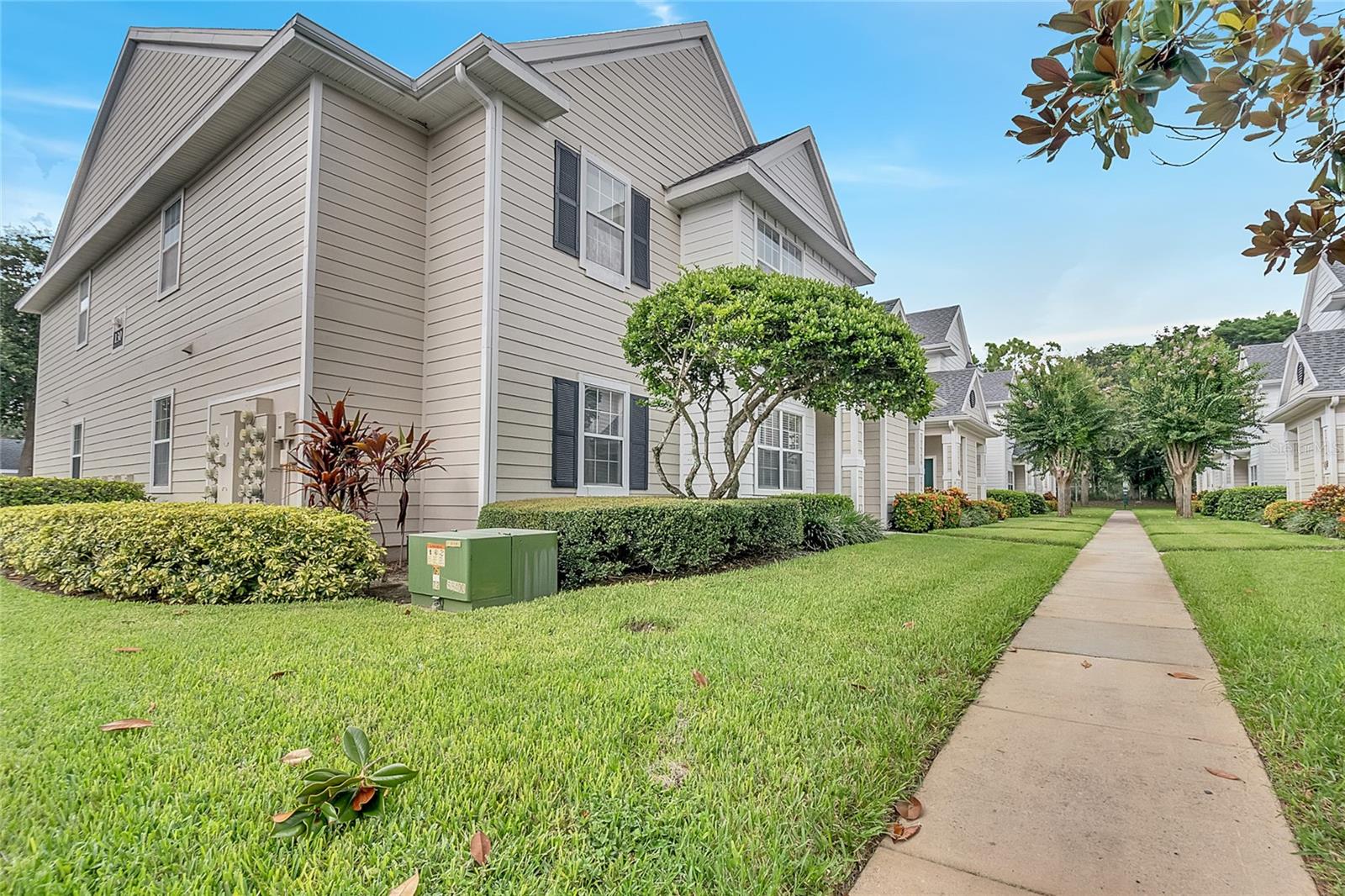 Image 2 of 43 For 130 Southern Pecan Circle 108