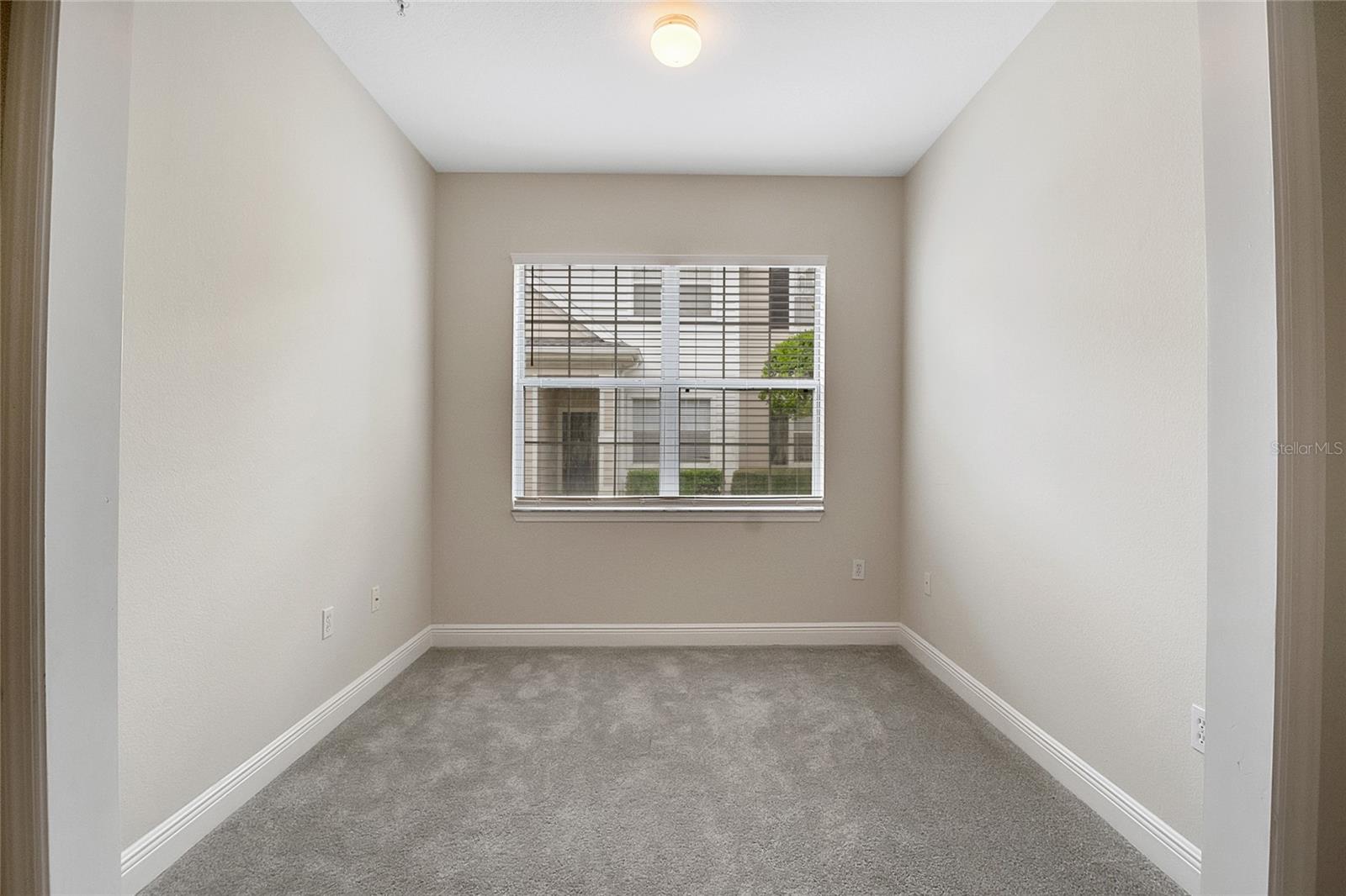 Image 23 of 43 For 130 Southern Pecan Circle 108