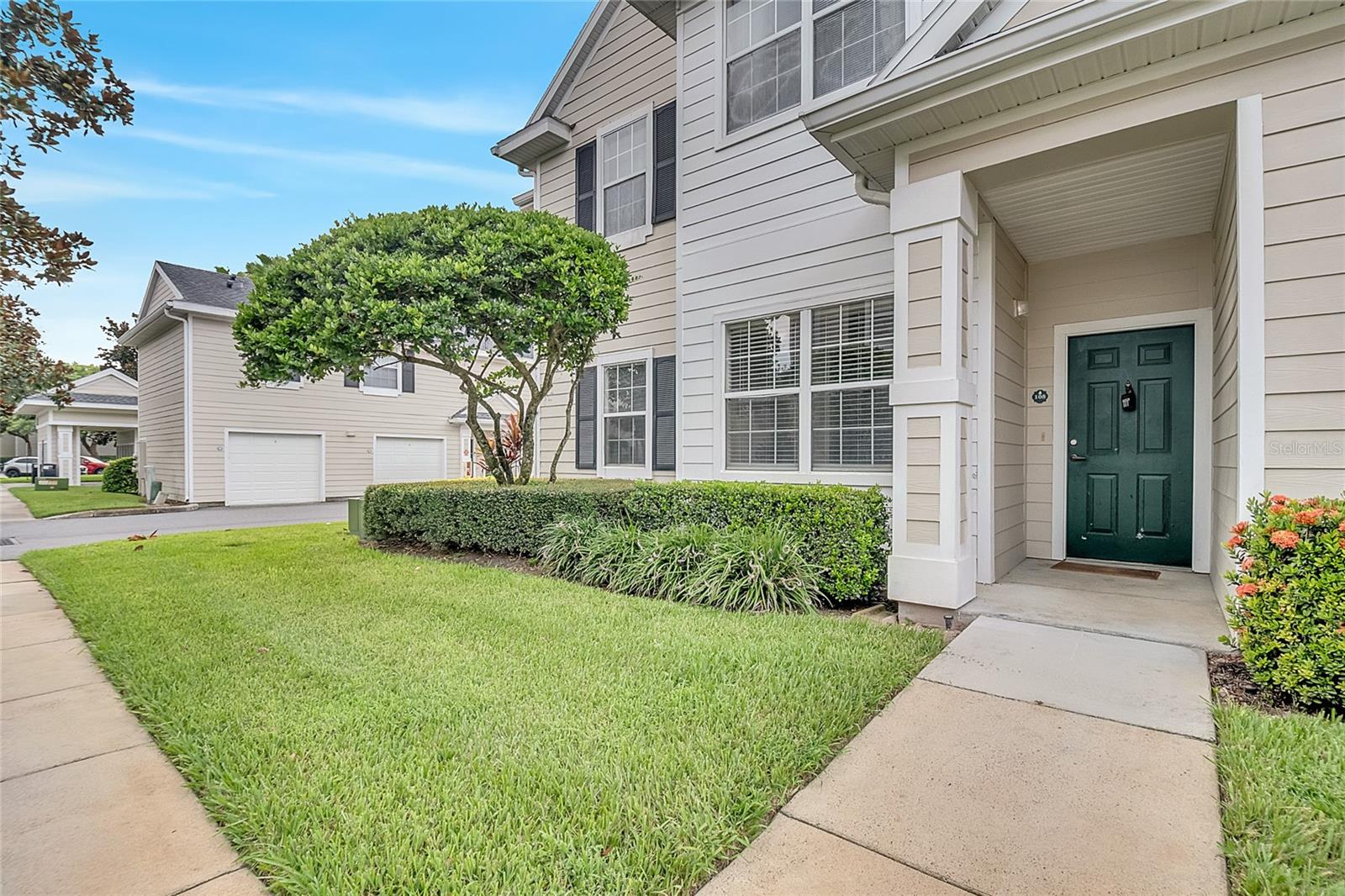 Image 3 of 43 For 130 Southern Pecan Circle 108