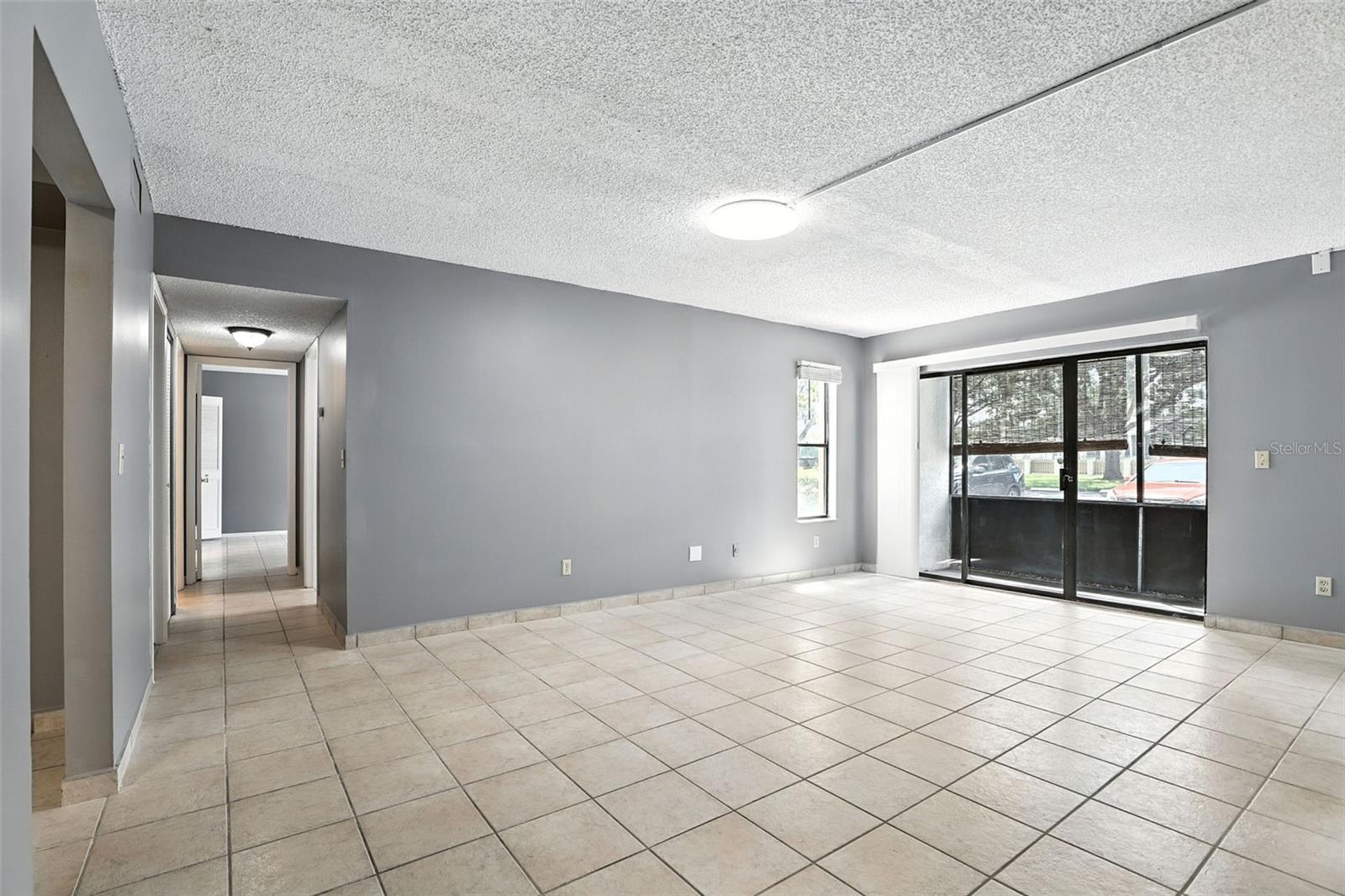 Image 4 of 28 For 8201 Sun Spring Circle B1
